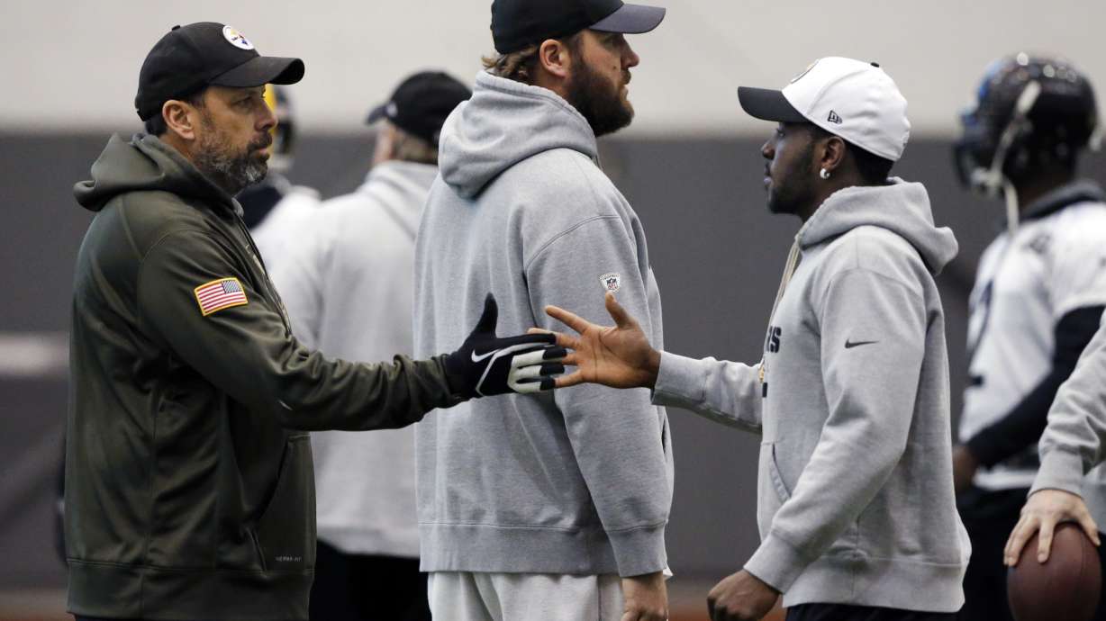 Steelers wide receiver Antonio Brown out due to concussion