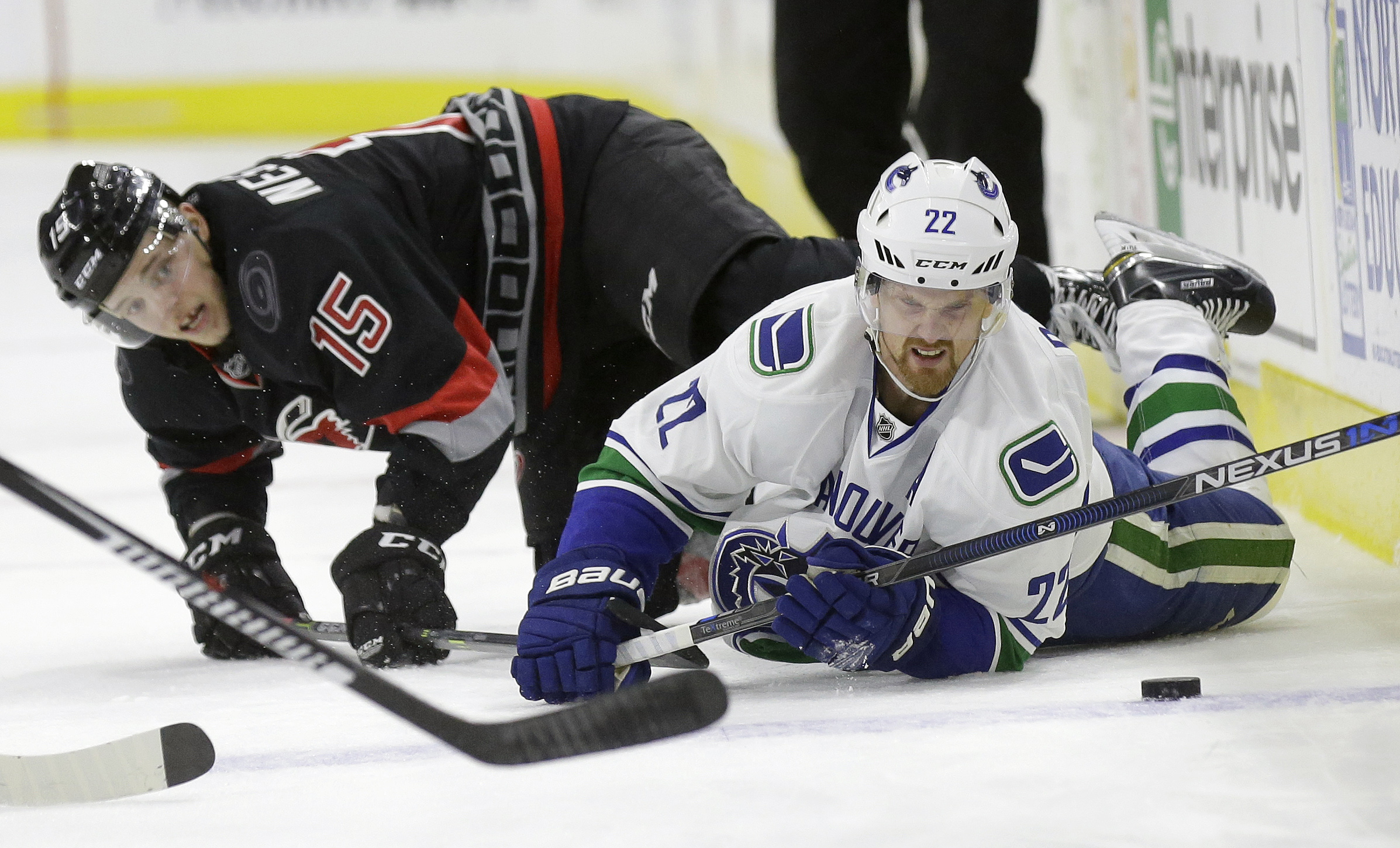 Horvat gets 2nd goal in OT, Canucks beat Hurricanes 3-2