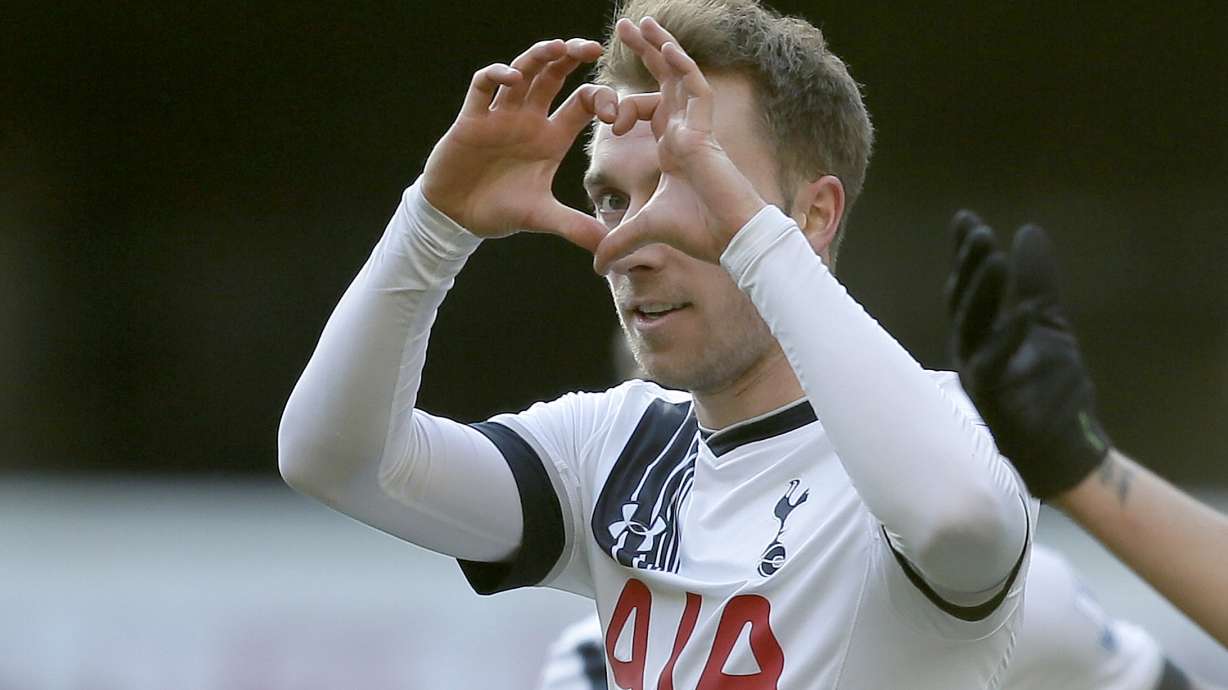 Eriksen's double leads Tottenham recovery to beat Sunderland