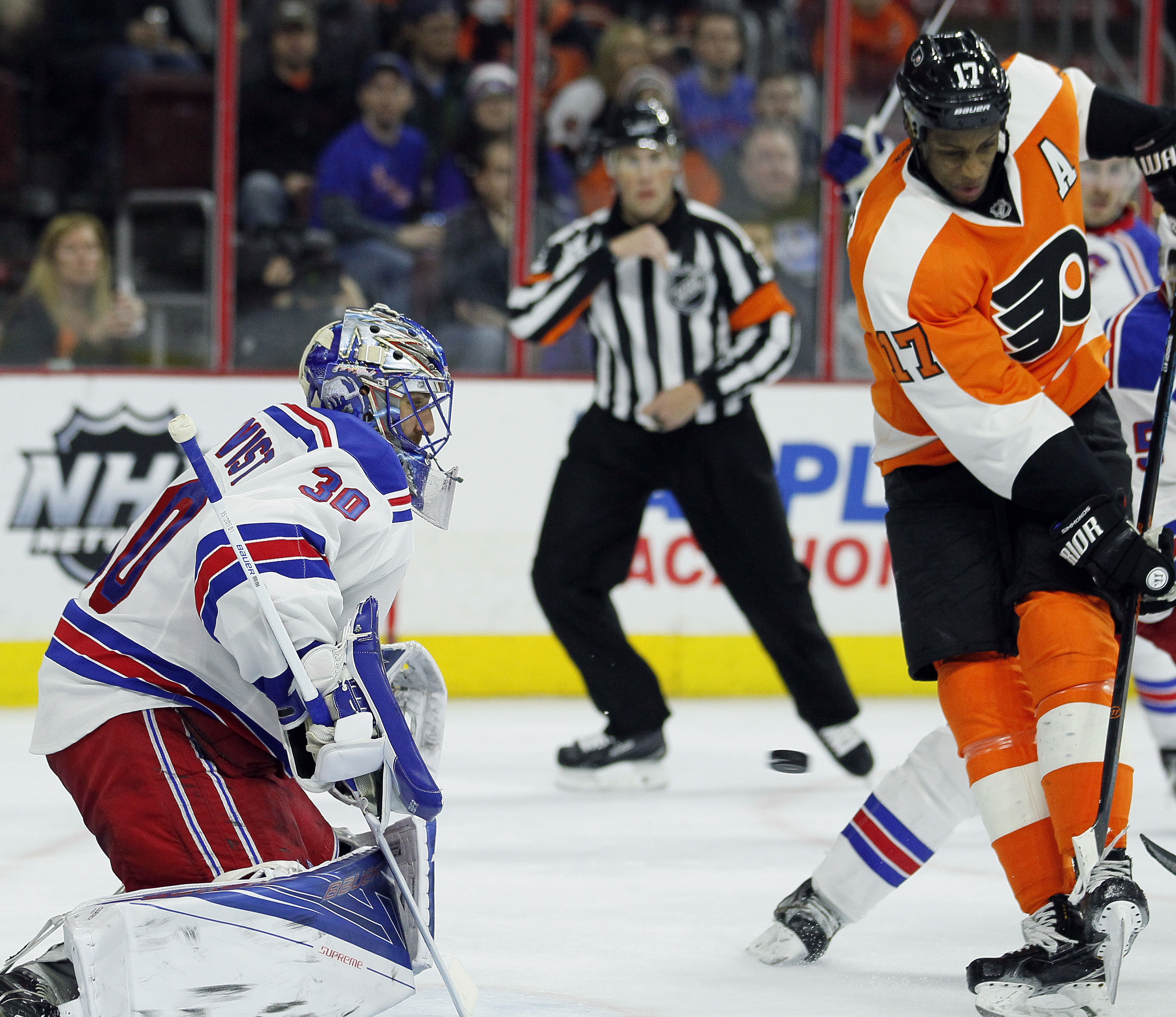 Zuccarello, Lundqvist lead Rangers to shootout win