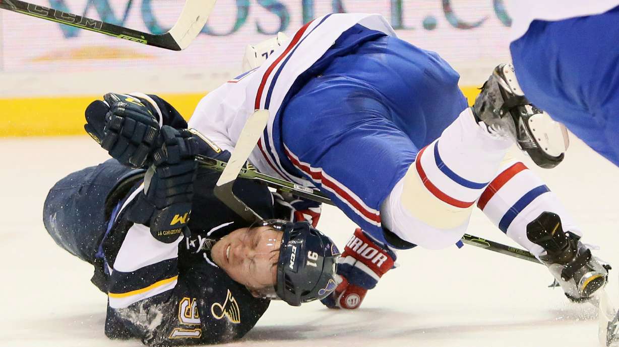 Lehtera scores in OT, Blues beat Canadiens 4-3