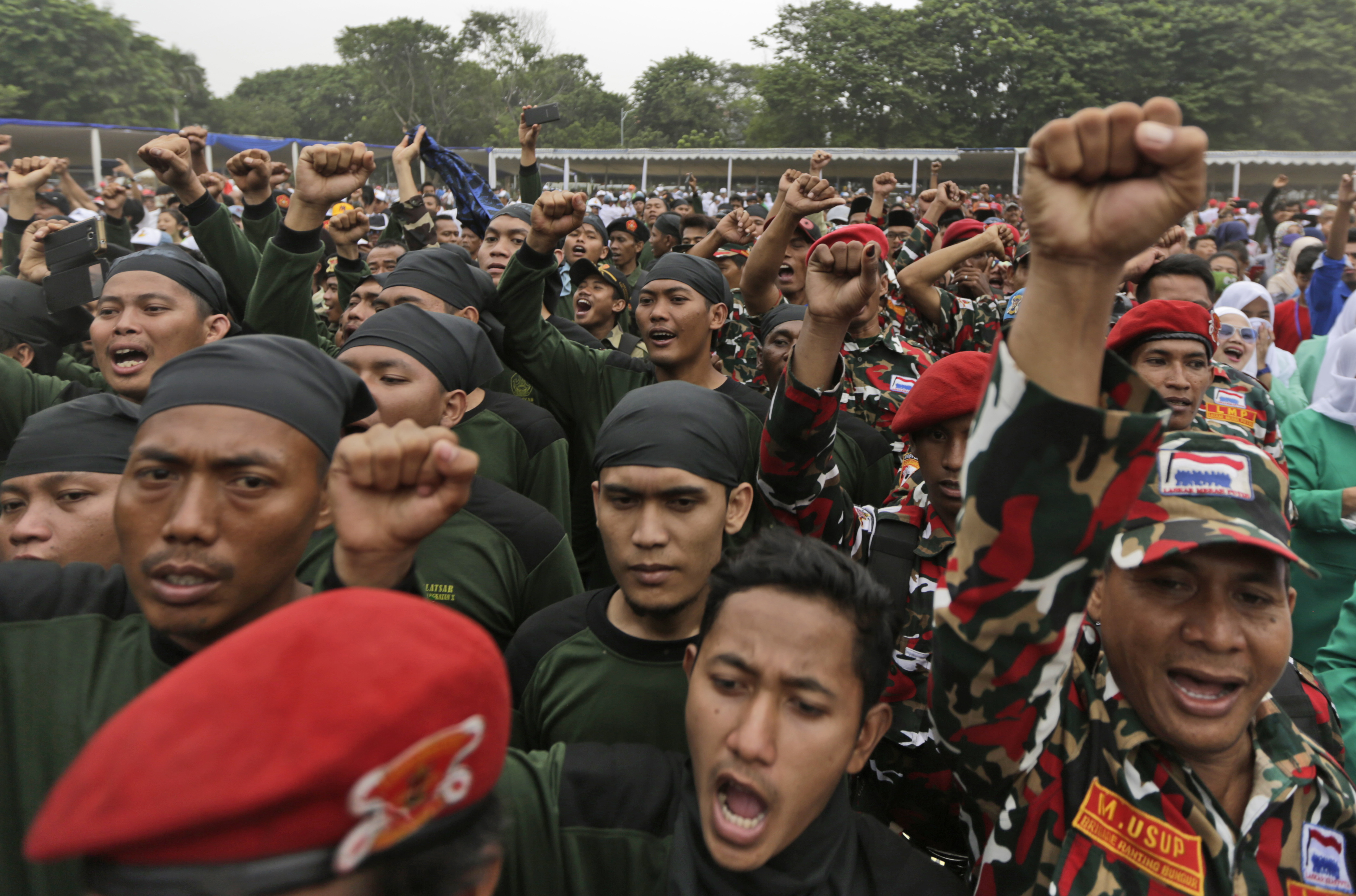 Police say 1 man killed in Jakarta was civilian, not bomber