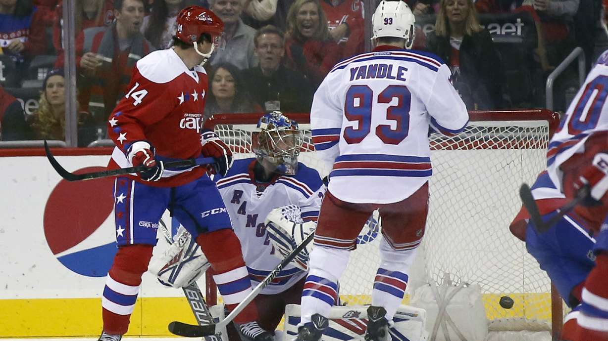Williams has hat trick; Capitals bounce back, beat Rangers