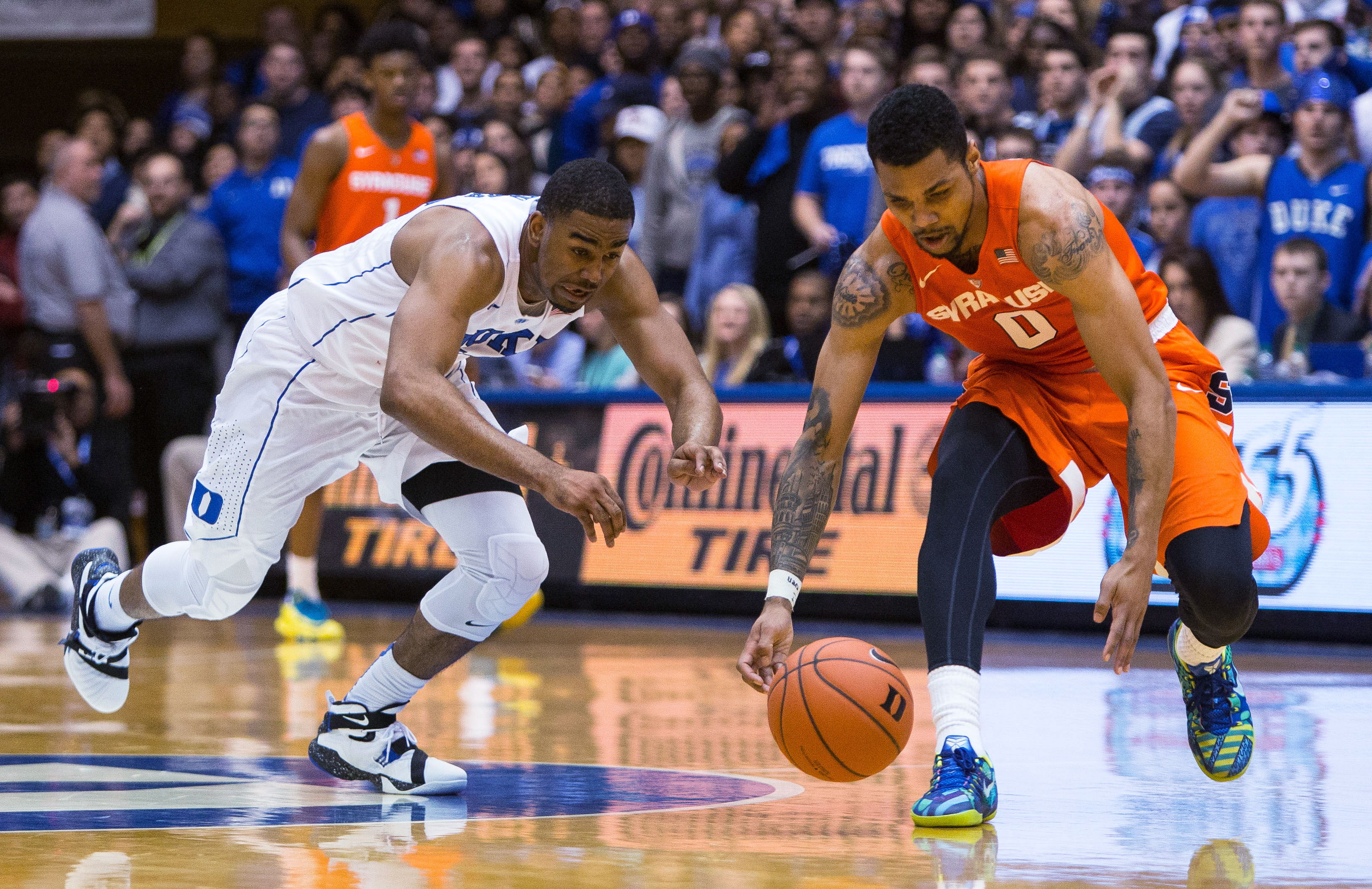 Roberson leads Syracuse past No. 20 Duke 64-62