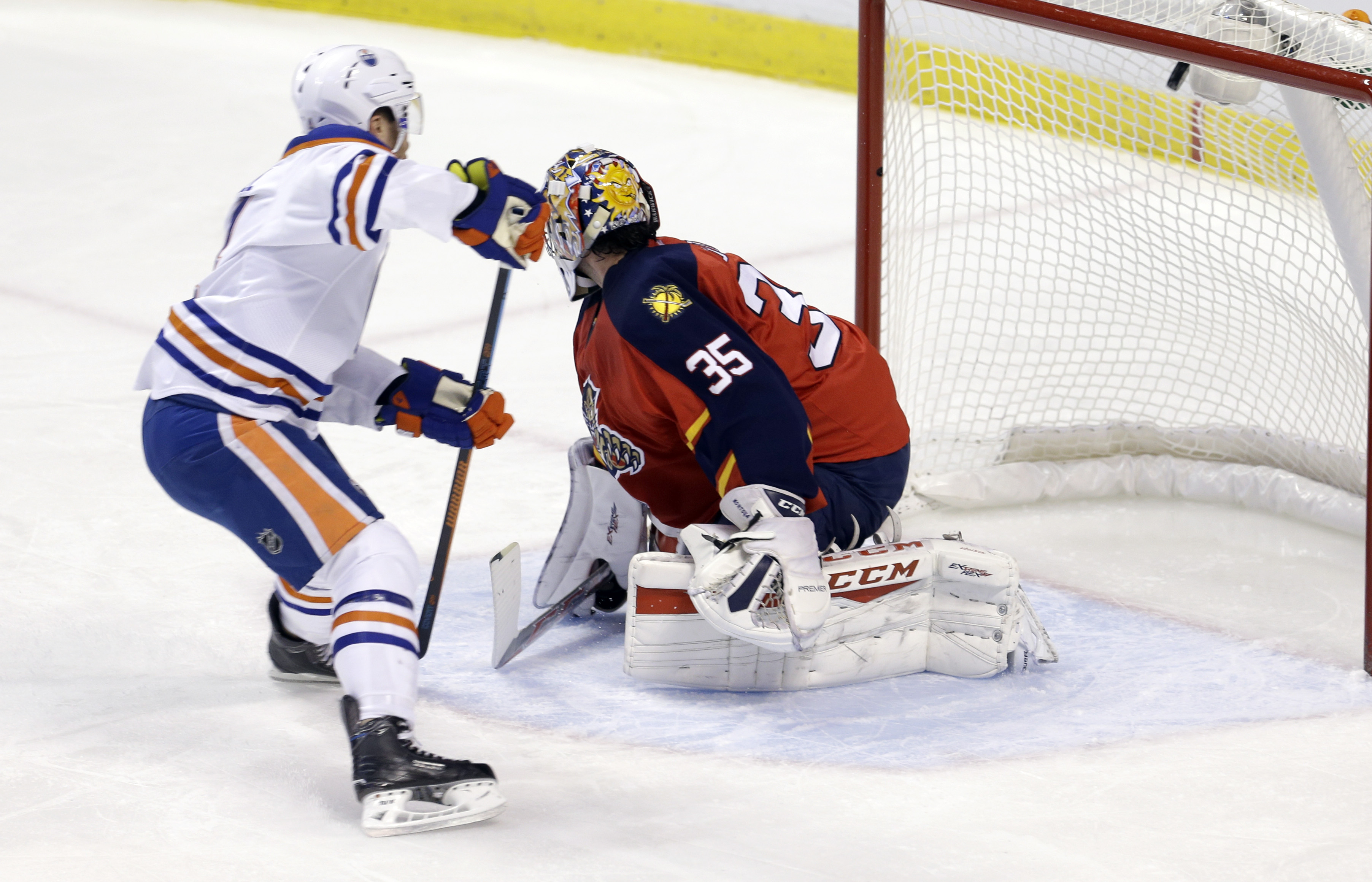Oilers add to Florida's sudden woes, top Panthers 4-2