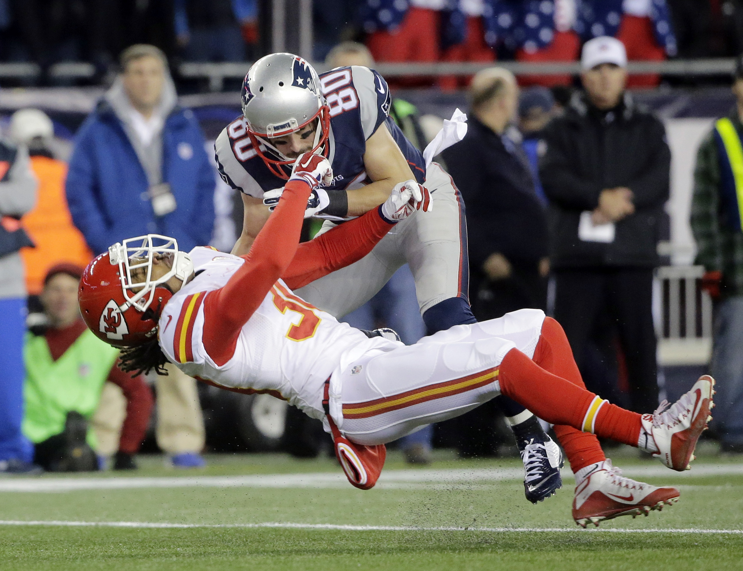 Patriots receiver Amendola fined $23K for blindside block