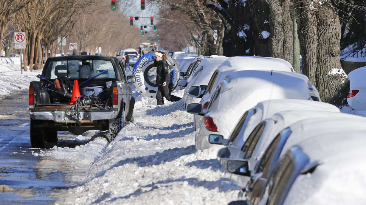 Snow response in DC, NYC comes down to money, manpower