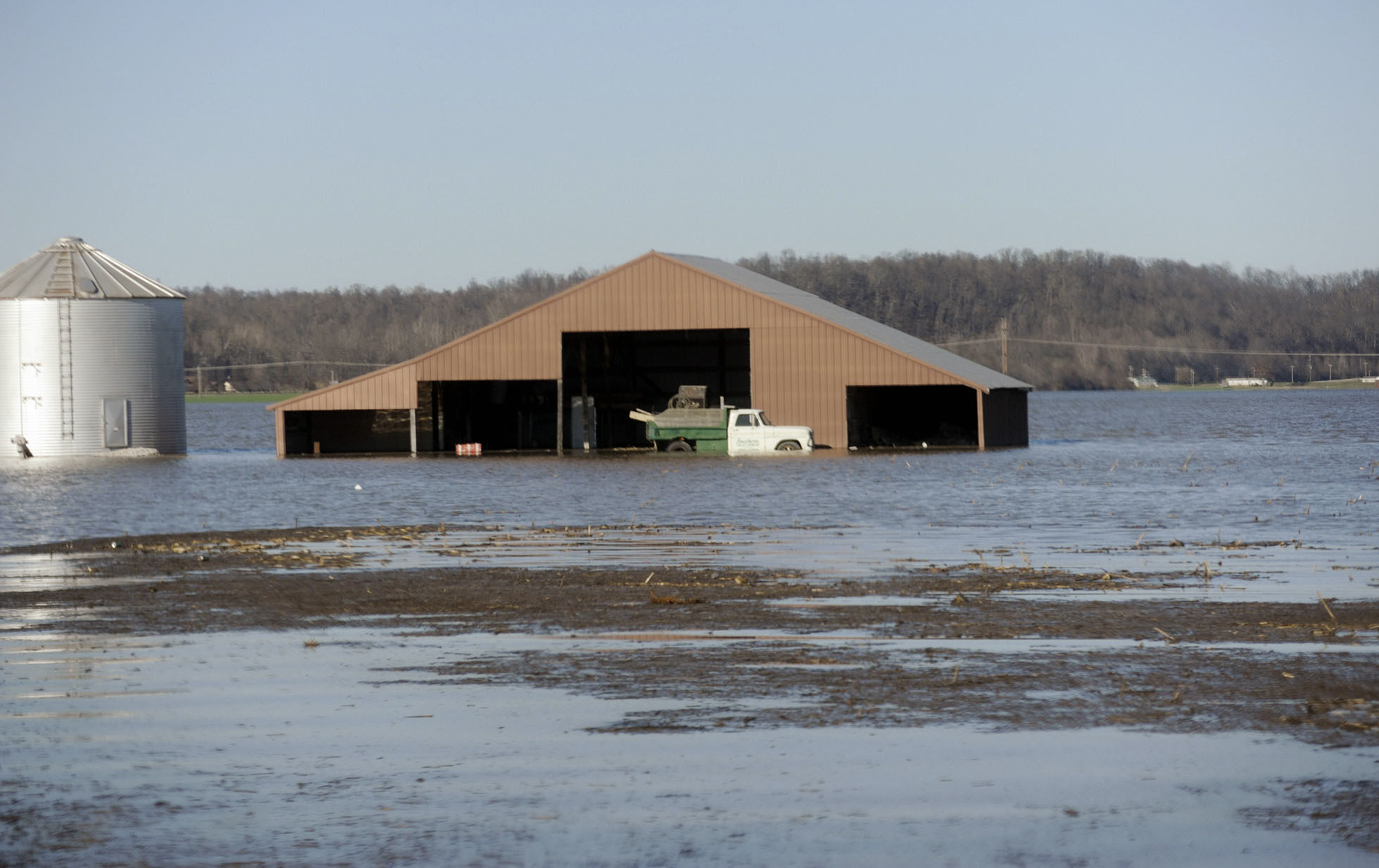 Illinois budget tiff means more flood damage before buyouts