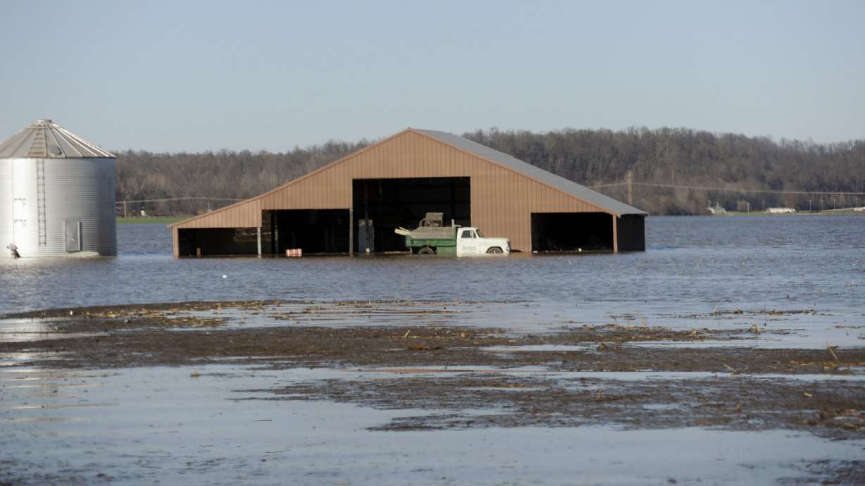Illinois budget tiff means more flood damage before buyouts