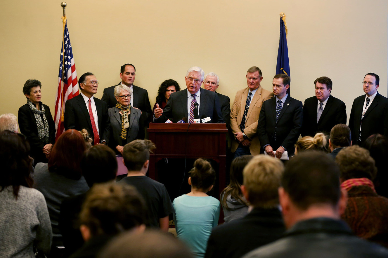 Lawmakers seek to 'save lives' by targeting opioid epidemic