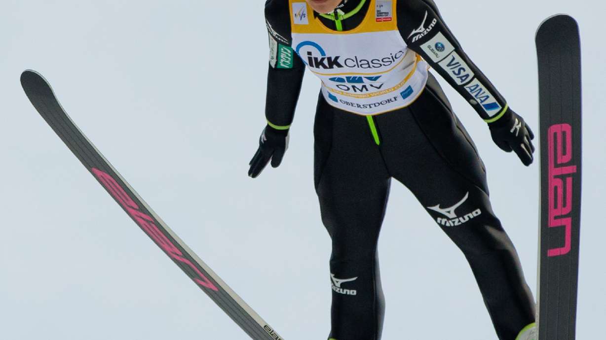 Takanashi of Japan wins 6th straight women's ski jump WCup