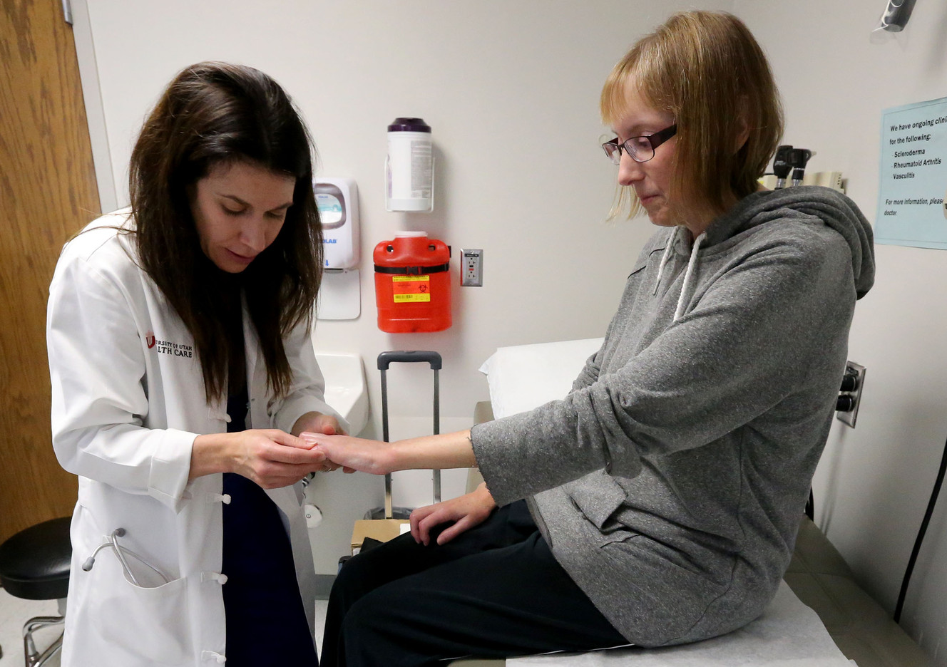 Trial of new sclerosis drug pioneered by U. doctor