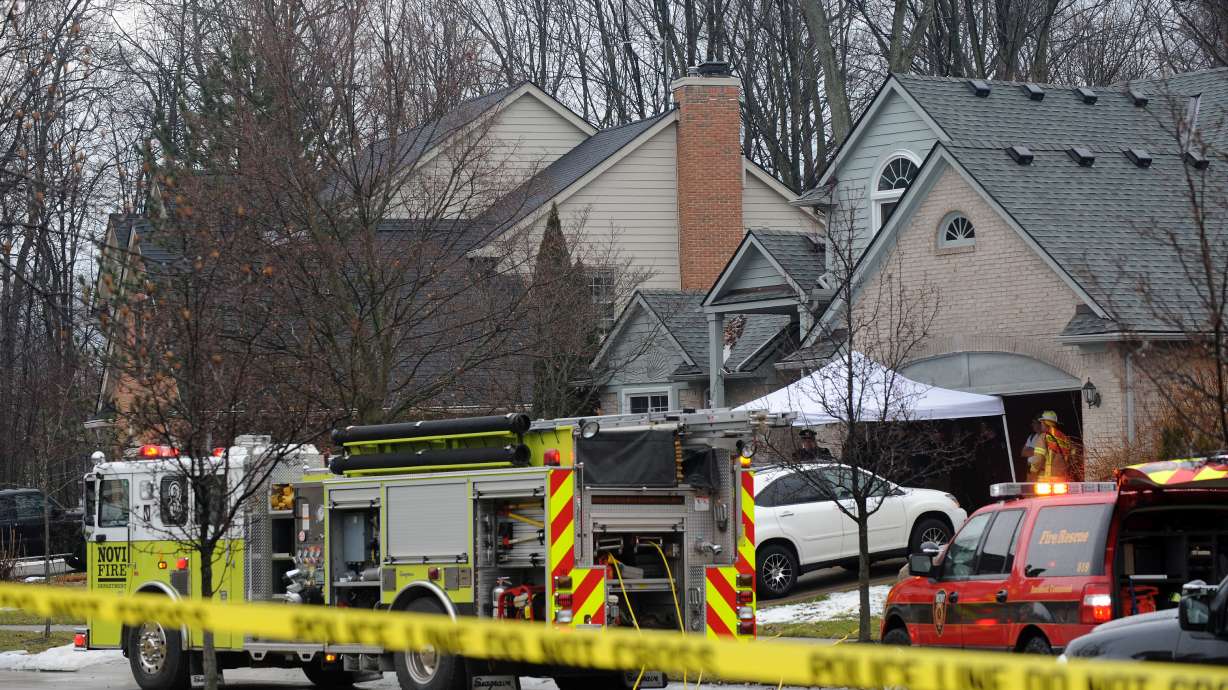 5 restaurant workers died in fire of boss-owned home