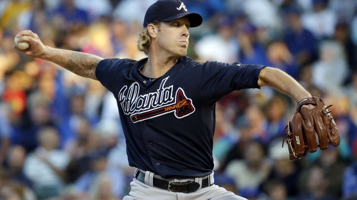 Braves' Foltynewicz continues recovery from blood clots