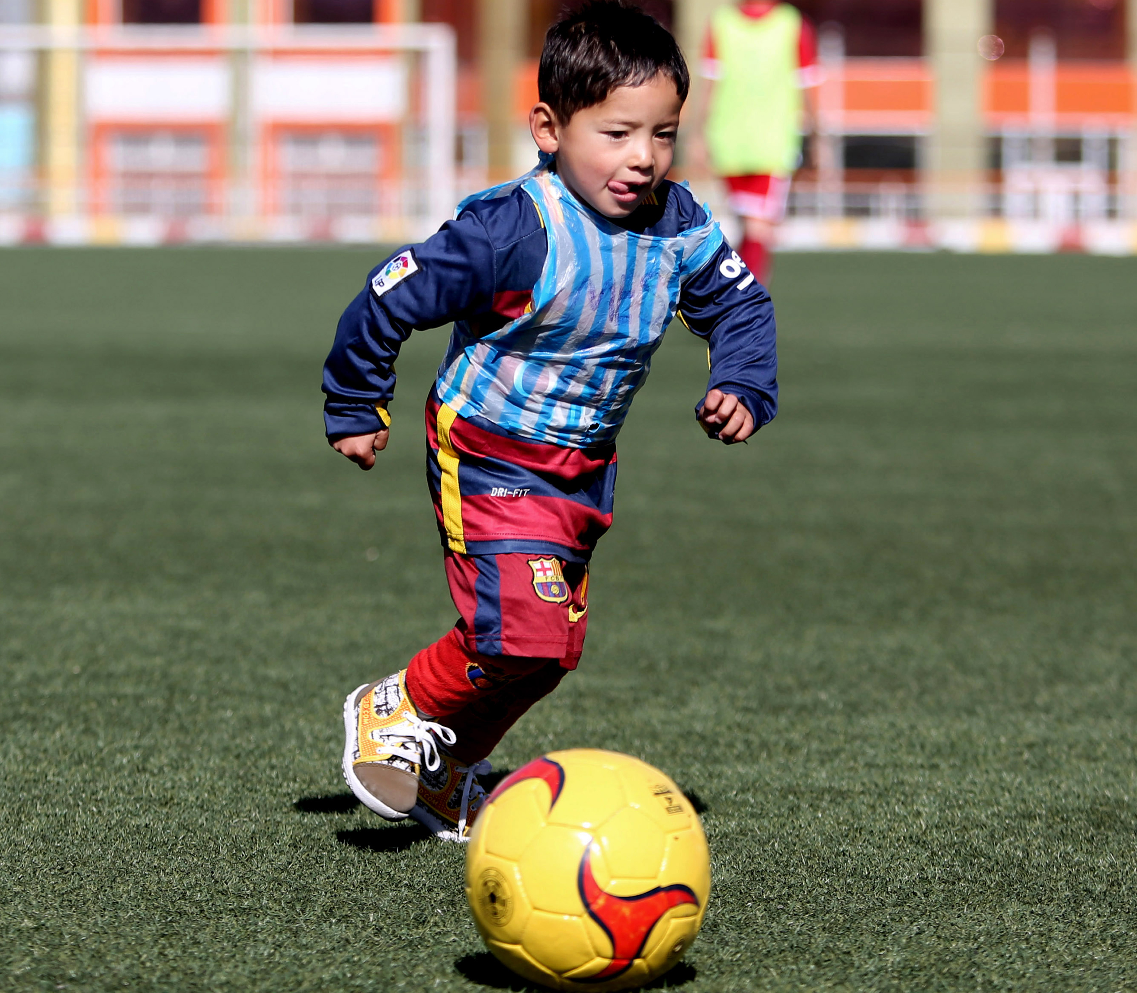 5-year-old Afghan boy could get to meet Lionel Messi