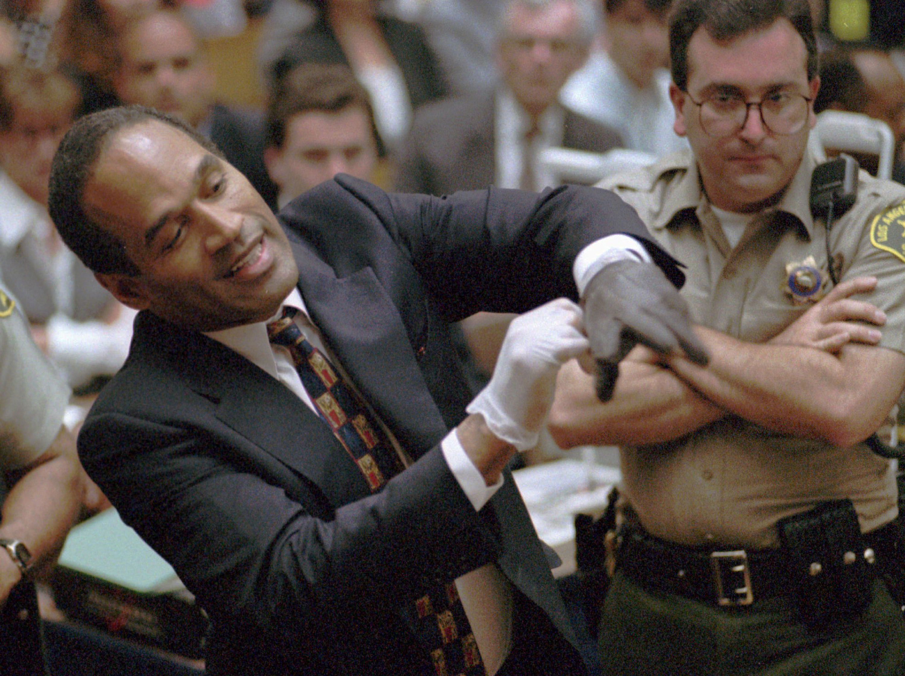 OJ Simpson not happy with portrayal of lawyer on TV show ads