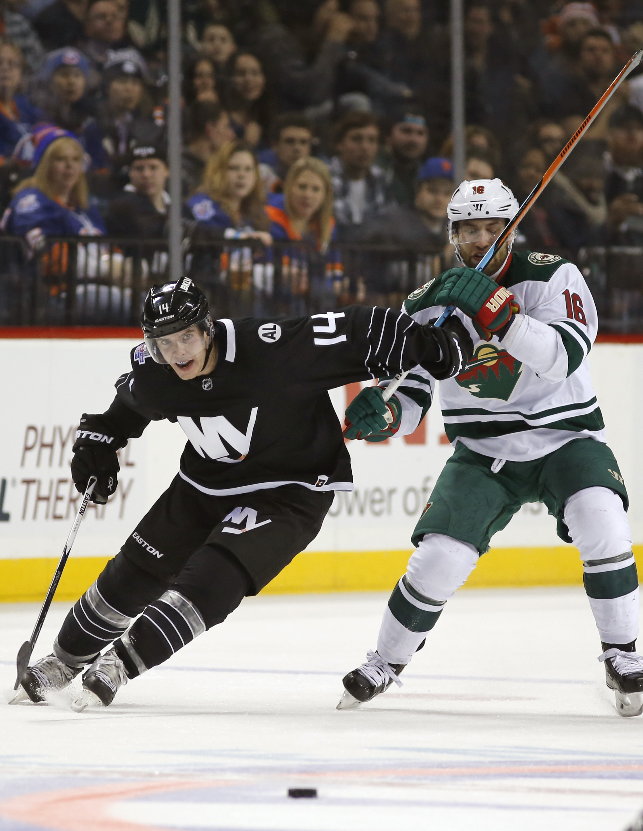 Berube, Nelson lead Islanders to 5-3 win over Wild