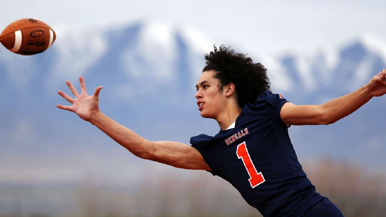 Fehoko sticks with Stanford, while Brighton's Kaufusi, Jensen sign with BYU