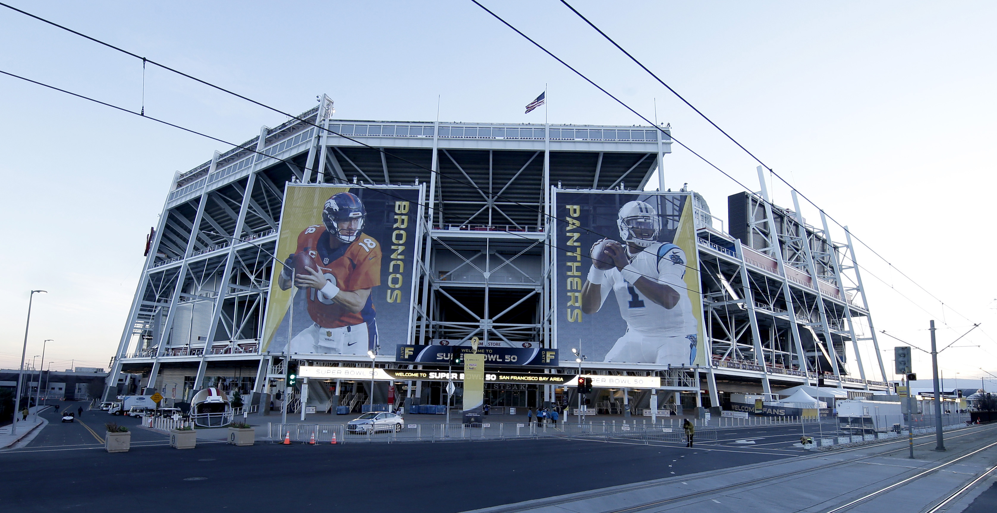 Lowest price for Super Bowl ticket is $3,000, company says