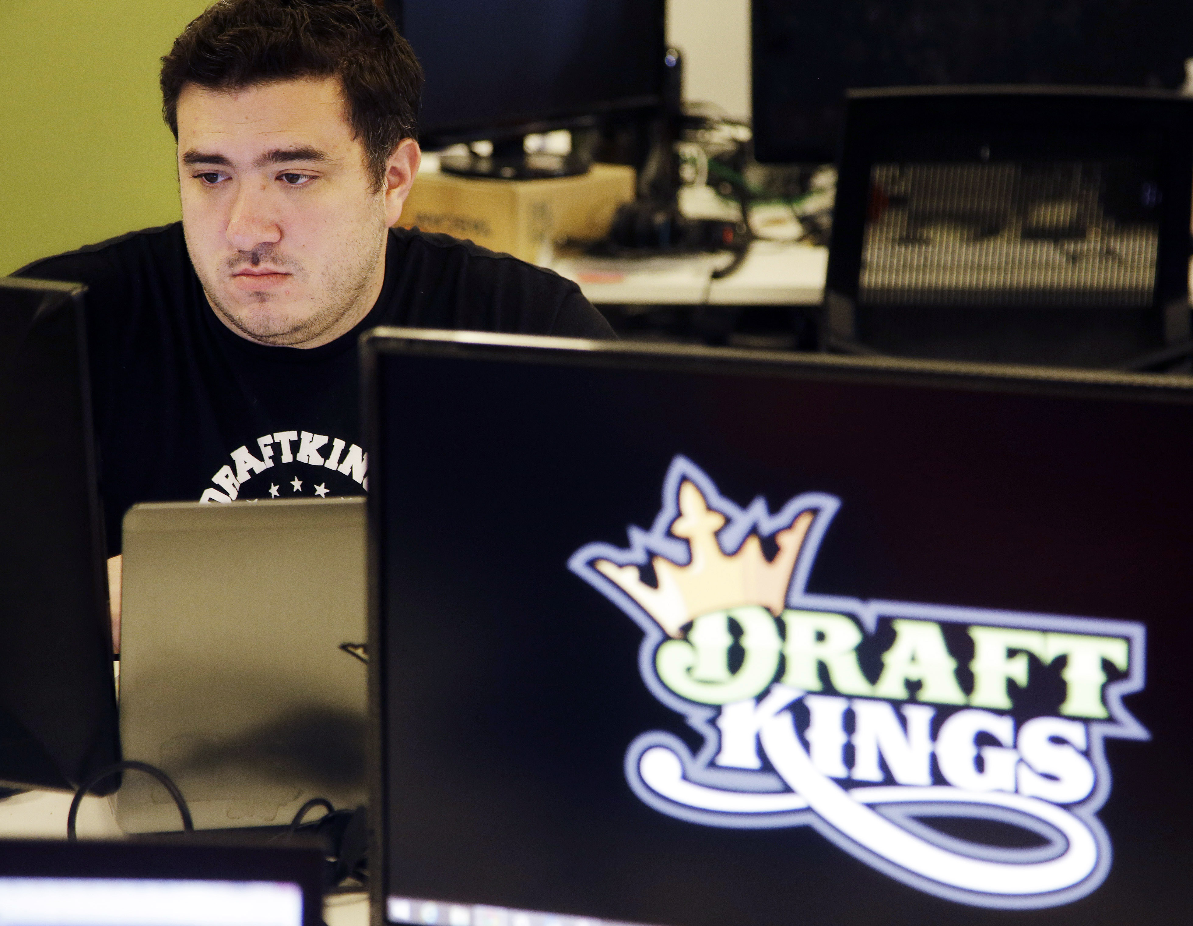 Fantasy sports companies defend embattled industry