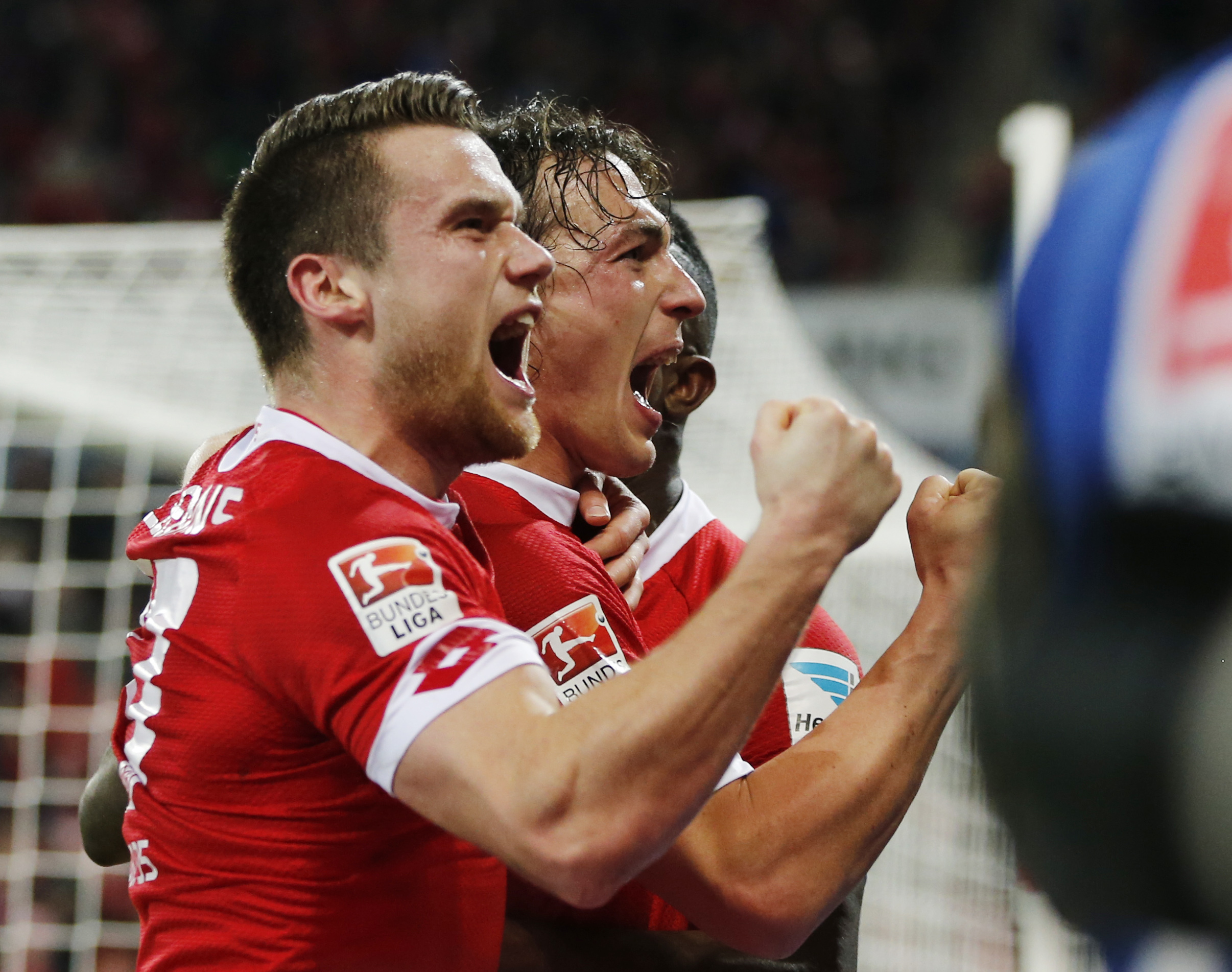 Mainz beats Schalke 2-1, moves 5th for now in Bundesliga