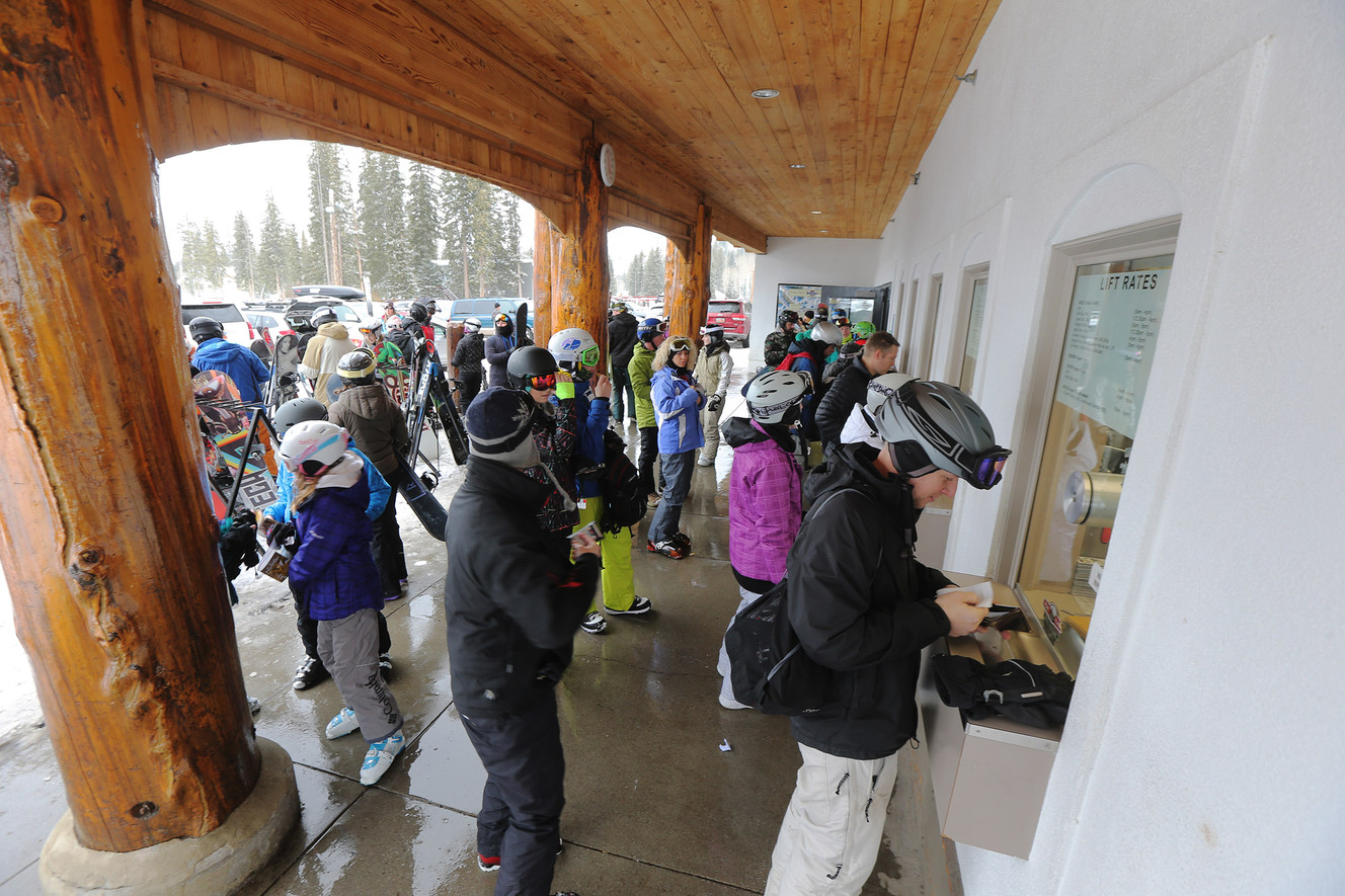 Utah's ski resorts see large crowds on Presidents Day