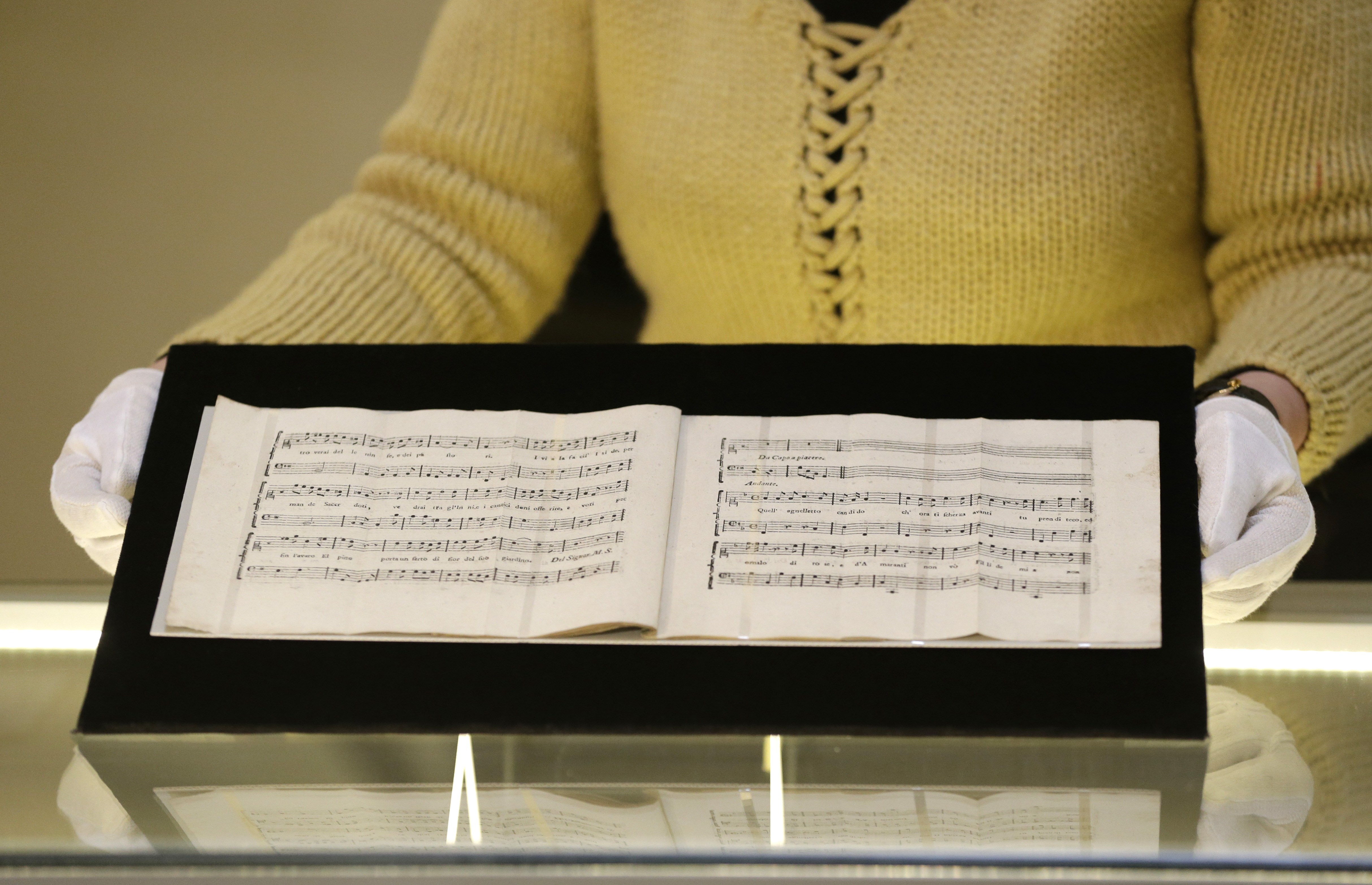 Czechs present lost music composed by Mozart and Salieri