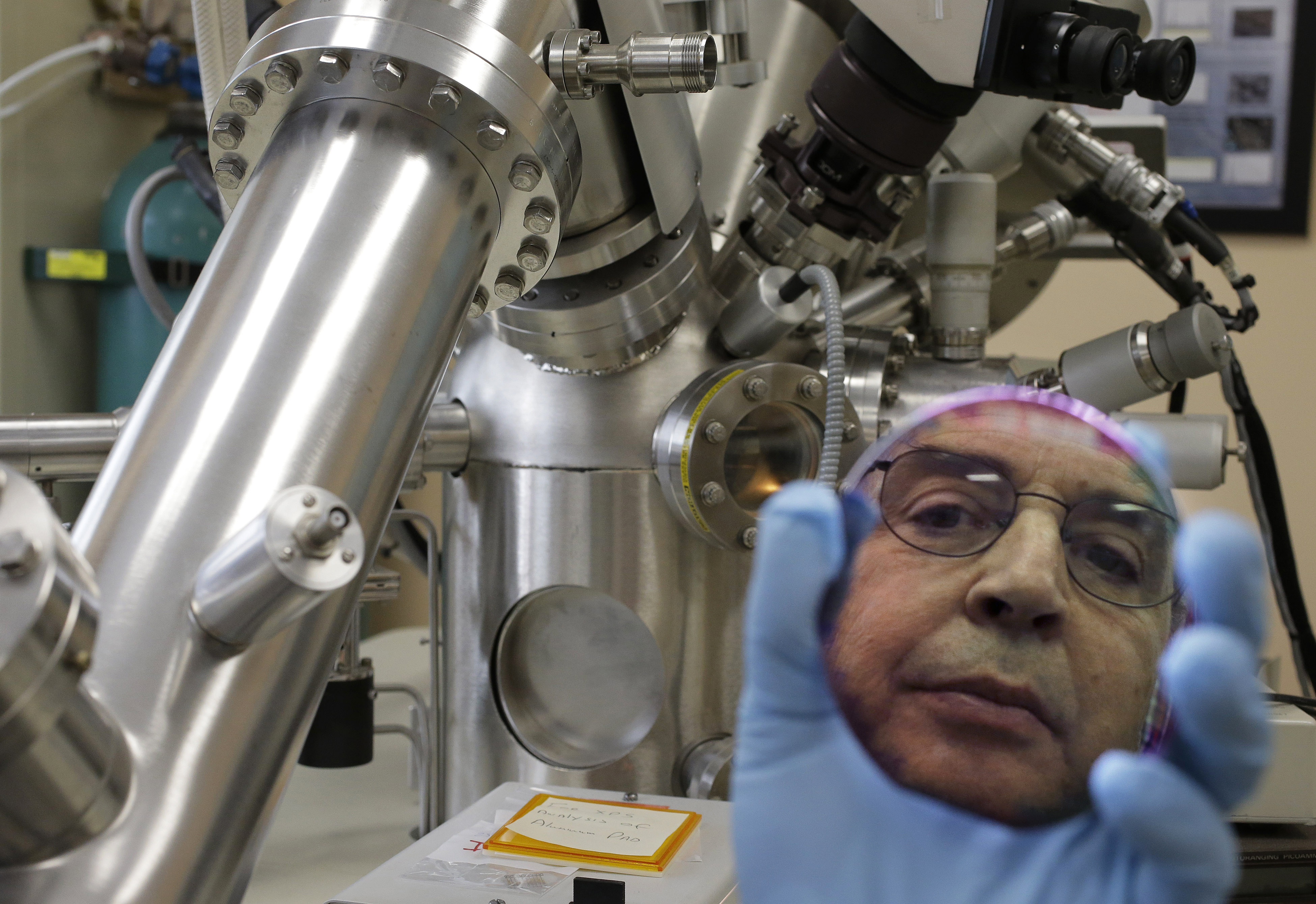 Professor designs explosives detector to rival a dog's nose