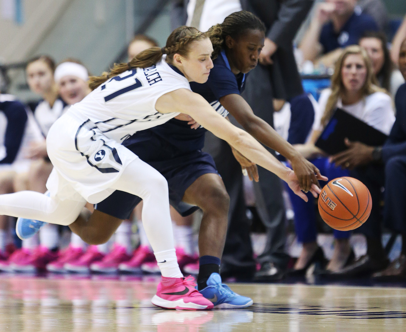 BYU guard Lexi Eaton Rydalch (21) fights with San Diego Toreros guard Malina Hood (11) in Provo, Feb. 18, 2016. (Photo: Jeffrey D. Allred, Deseret News)