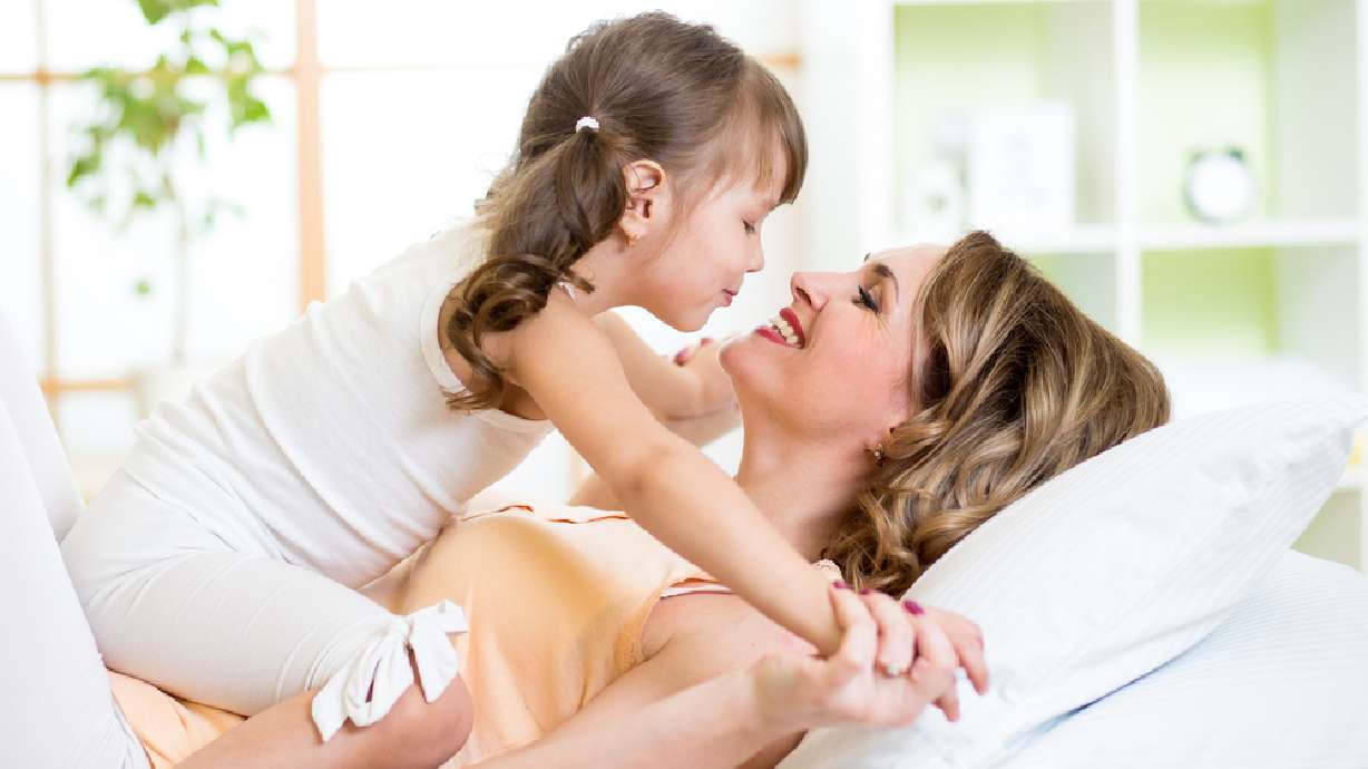 5 healthy habits that help moms start each morning happy and energized