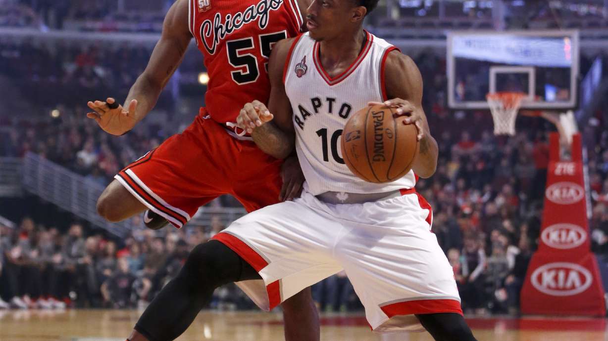 McDermott scores 30, Bulls halt 5-game slide, beat Raptors