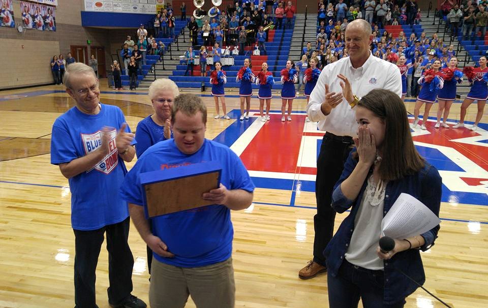 Richfield student honors school's biggest fan with special needs in unique way