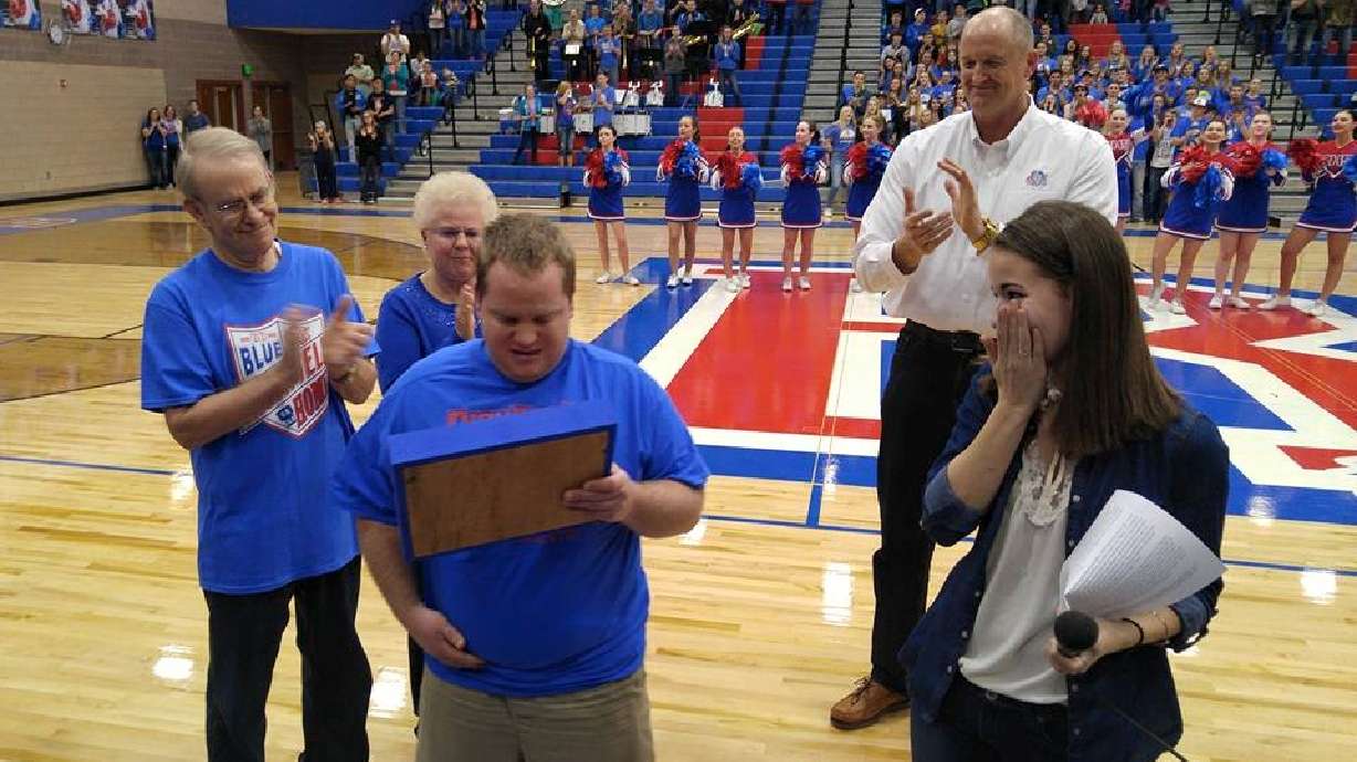 Richfield student honors school's biggest fan with special needs in unique way