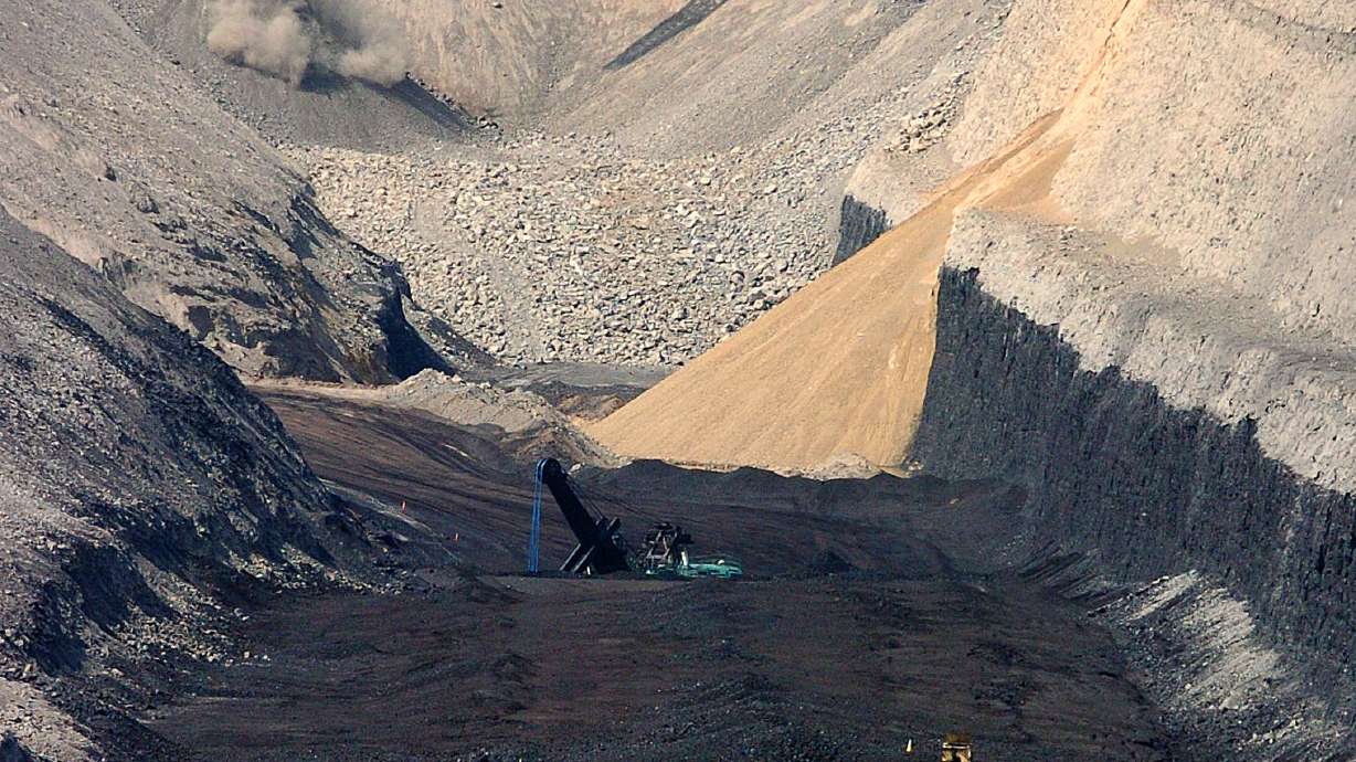 Amid coal market struggles, less fuel worth mining in US
