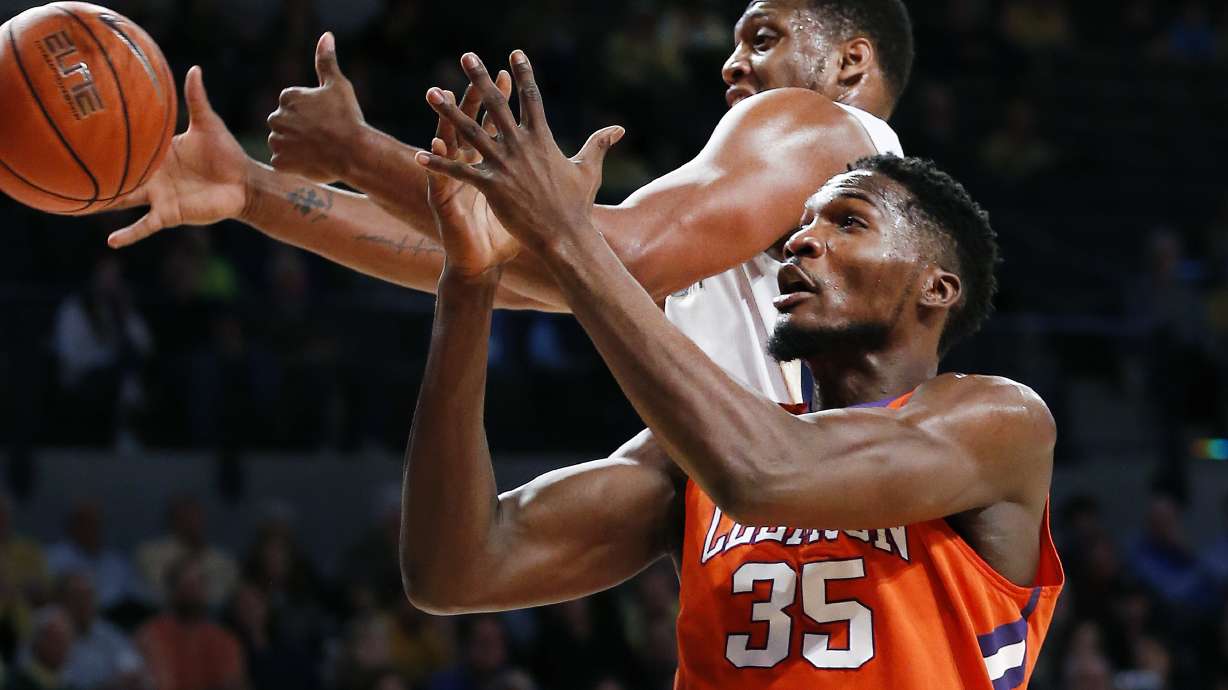 Georges-Hunt's 25 power Georgia Tech past Clemson, 75-73