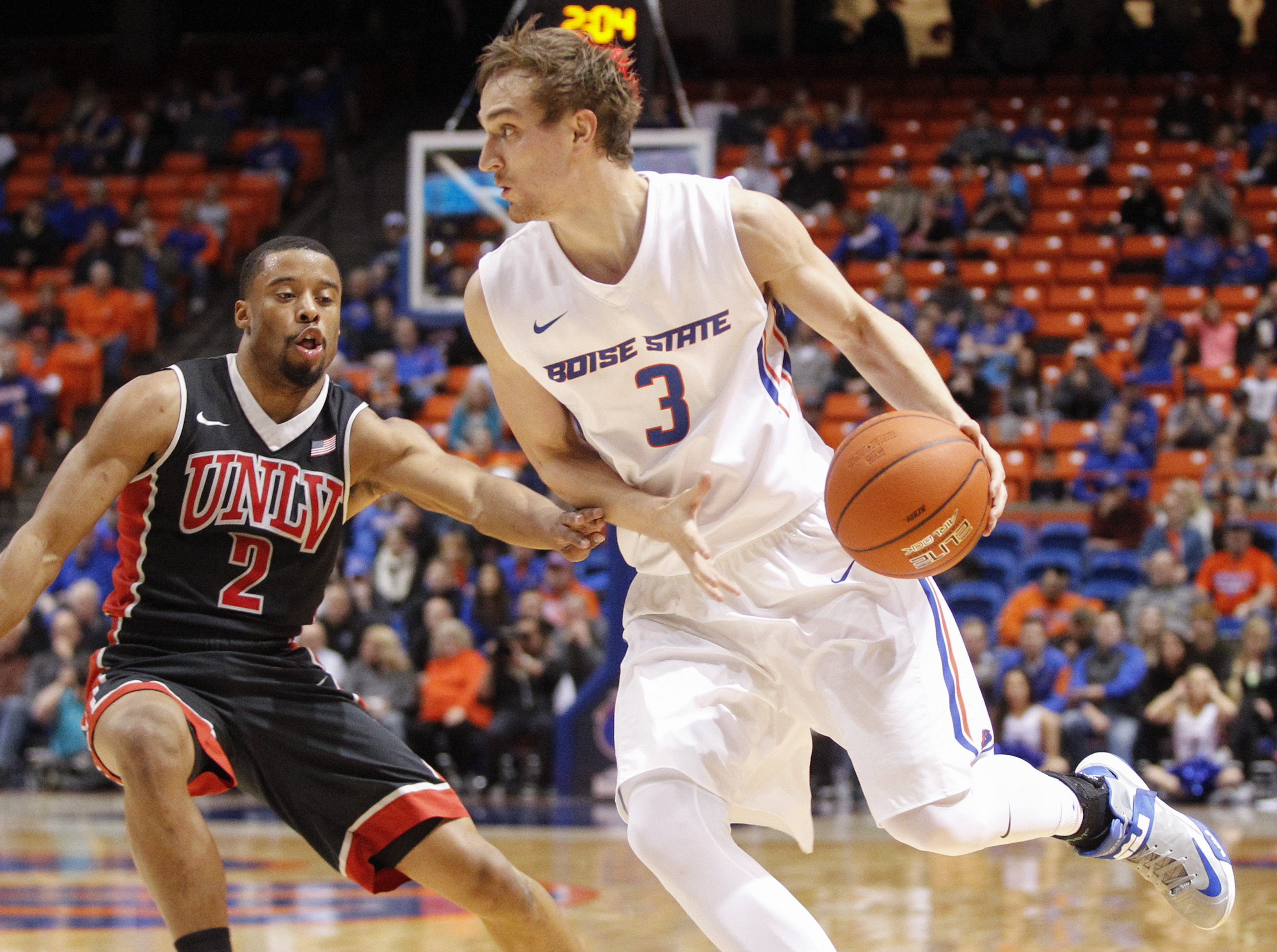 Drmic, Webb help Boise State down UNLV 81-69