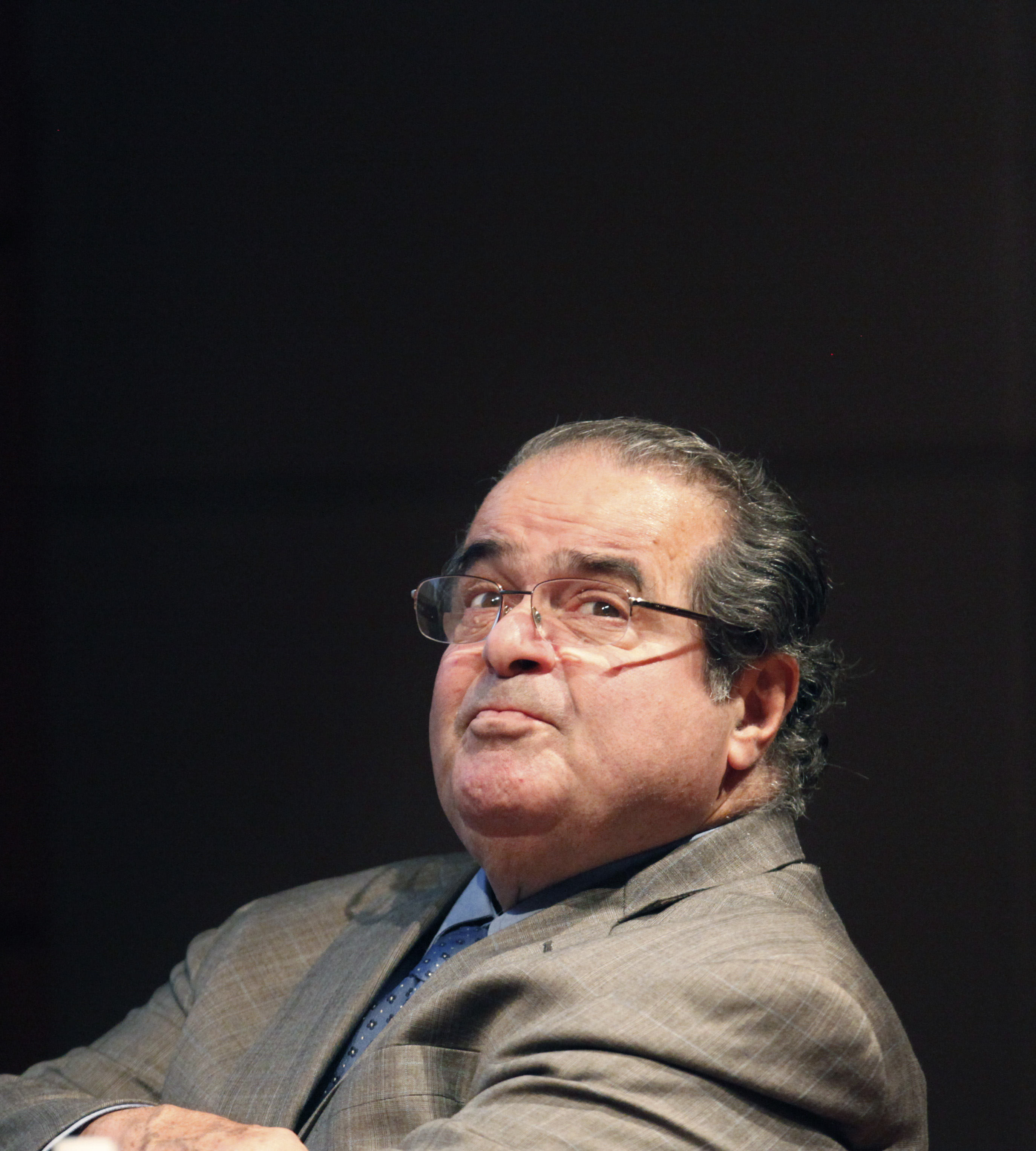 Report: Sheriff was told he had no authority in Scalia death