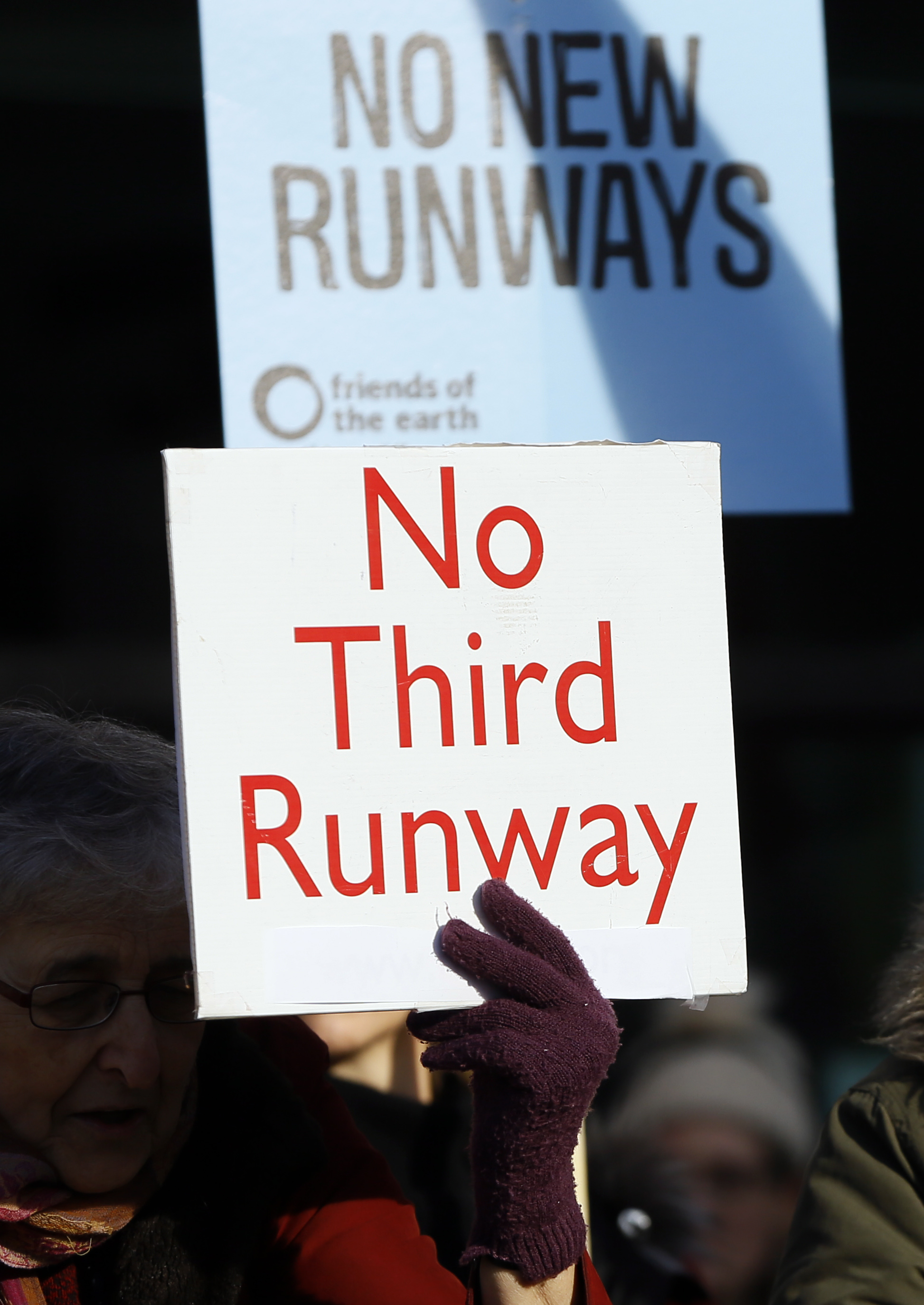 Eco protesters avoid prison for blocking Heathrow runway