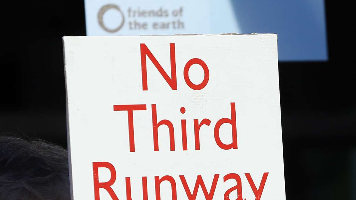 Eco protesters avoid prison for blocking Heathrow runway