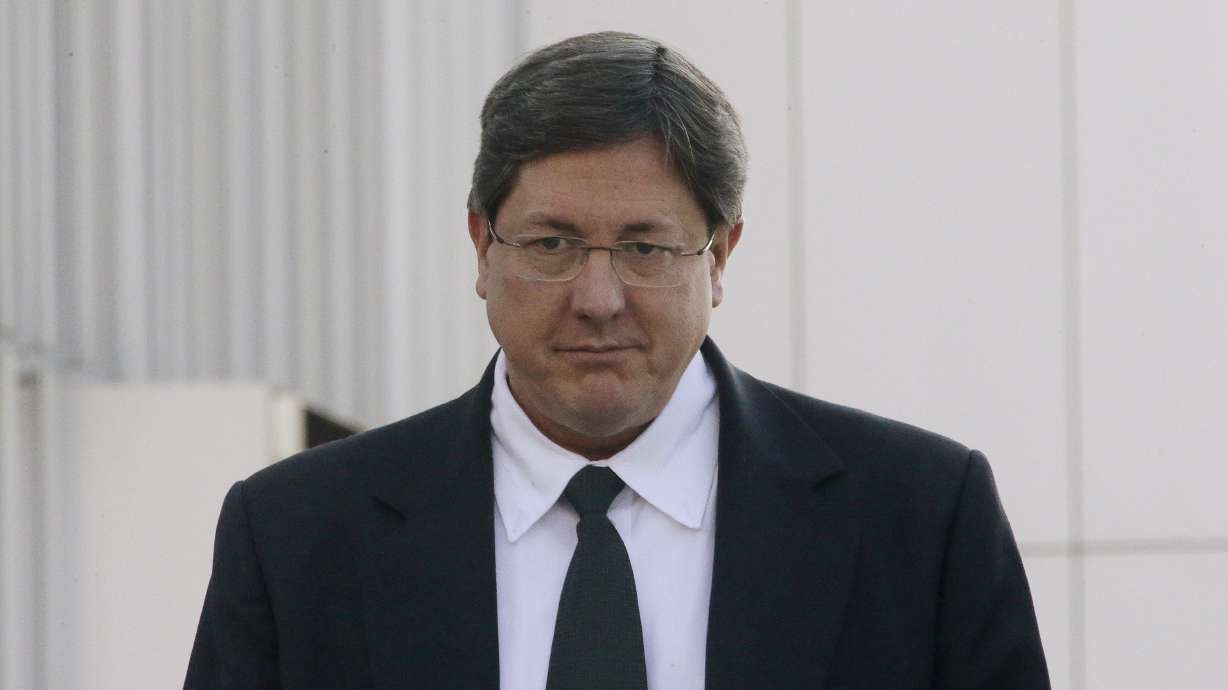 Did polygamous sect have a right to share food stamps?