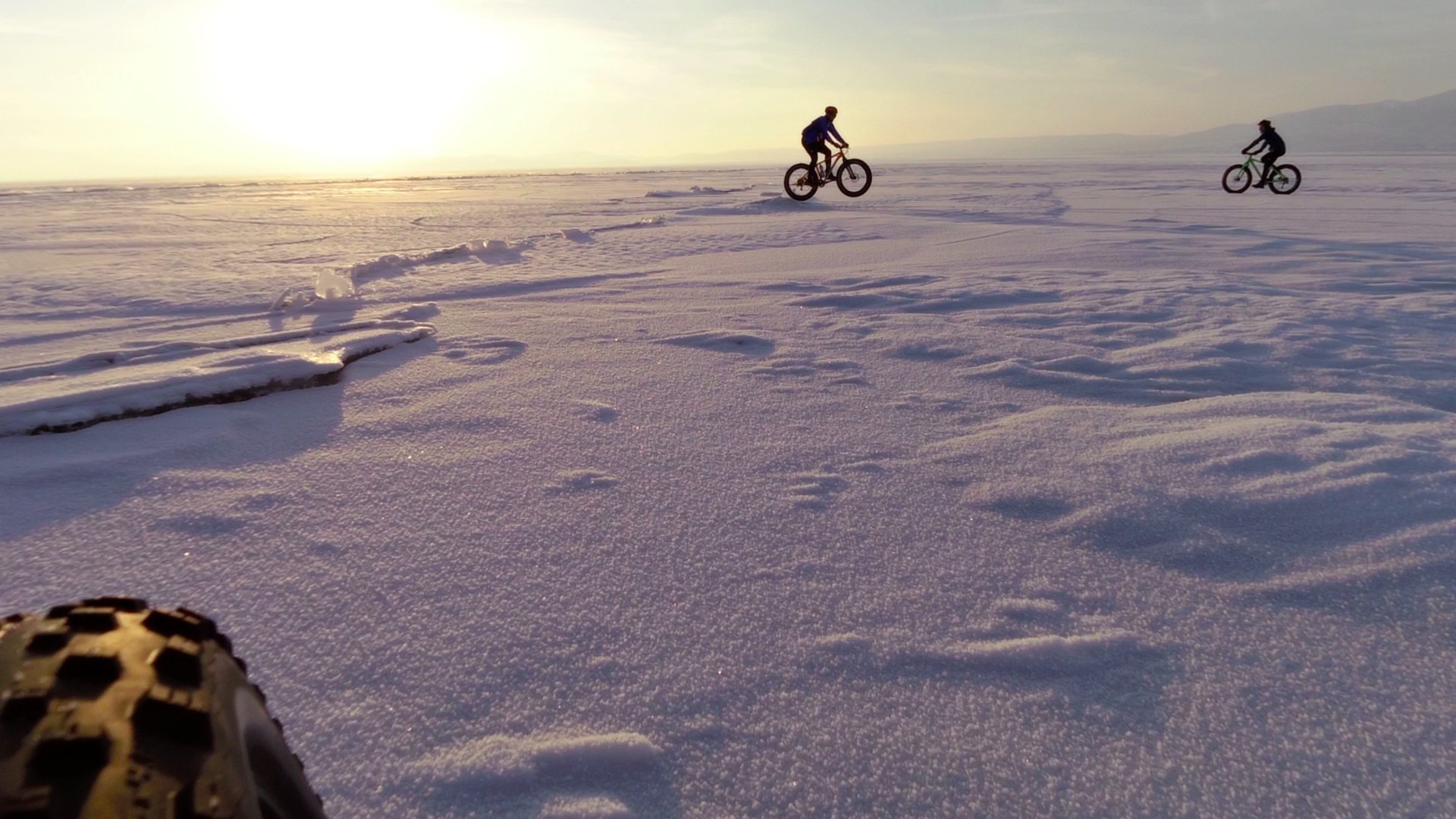 Fat biking across Utah Lake. Photo credit: Daniel Stolworthy