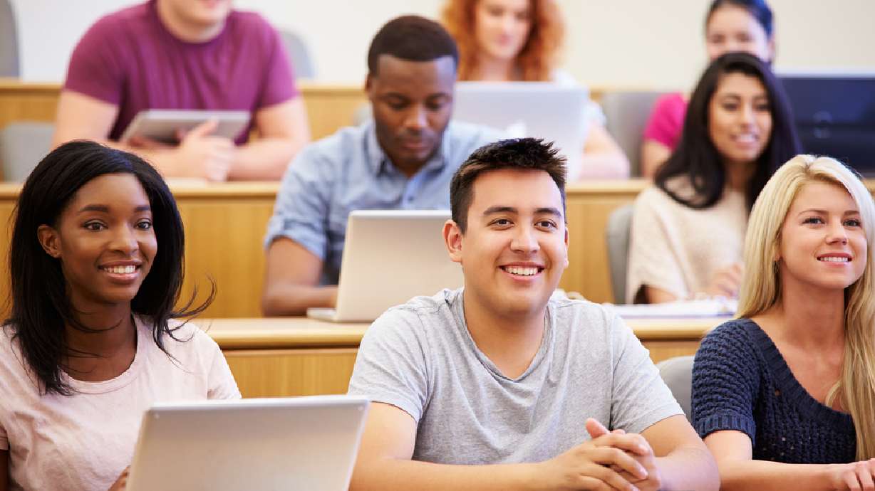 6 ways to successfully prepare your child for college