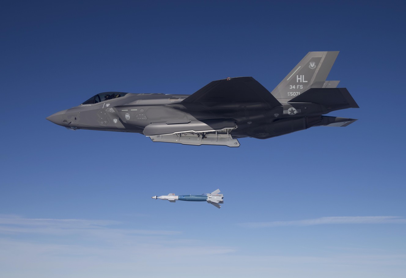 Fighter jet milestone reached as Air Force tests F-35A weapons in Utah