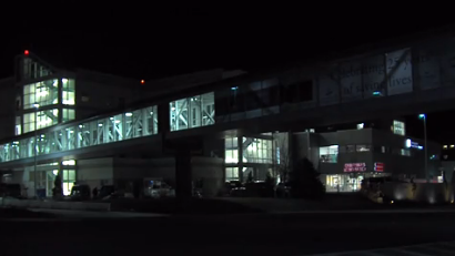 Niño de 2 años de UT sufre heridas potencialmente mortales al caer de segundo piso