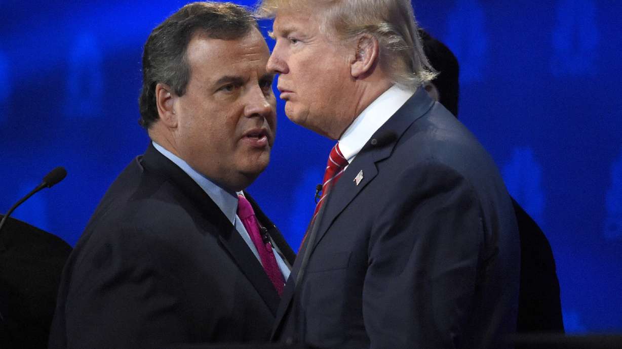 In turnabout, Christie endorses former GOP rival Trump