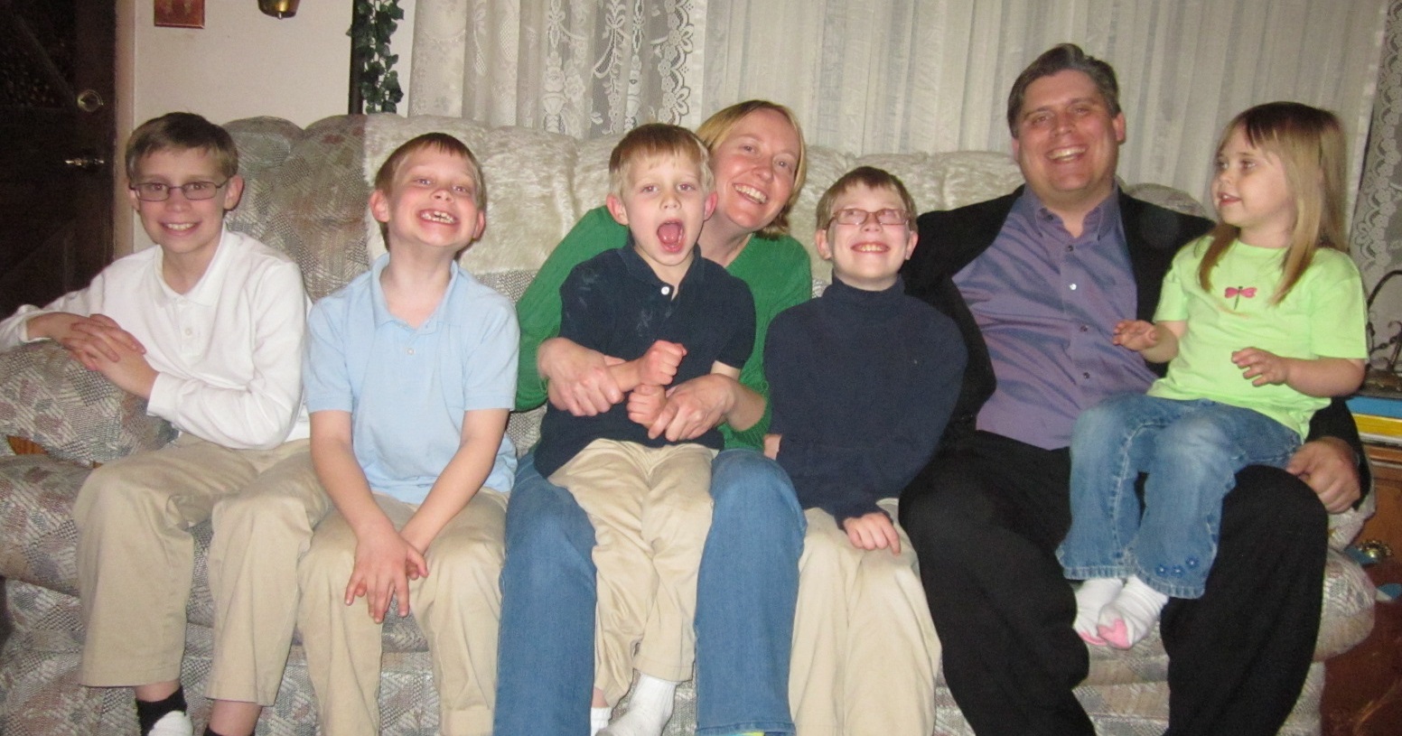 3 kids share leap day birthday in Payson family