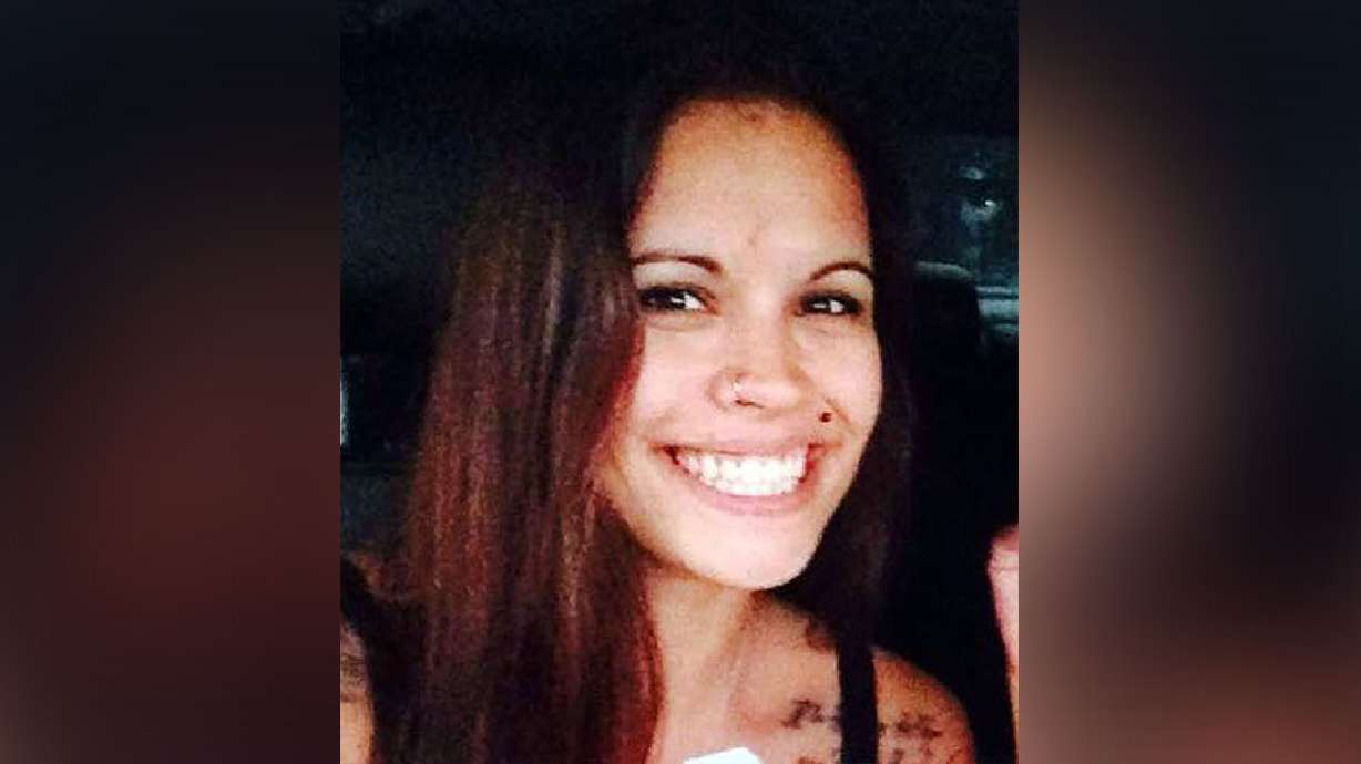 Man who shot girlfriend in self defense pleads guilty to weapons charges