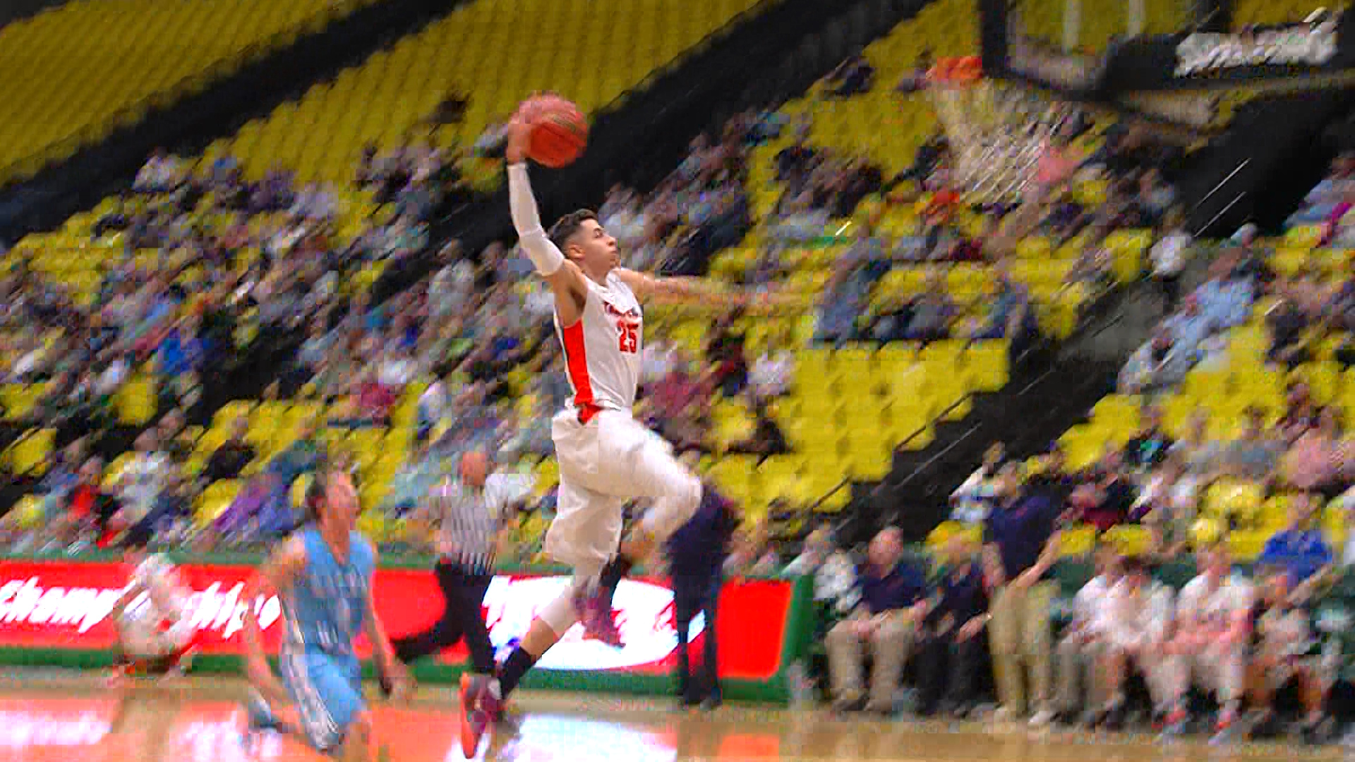 Gavin Baxter throws down a dunk during the Class 4A state boys basketball tournament. (Photo: Dave Noriega, KSL TV)