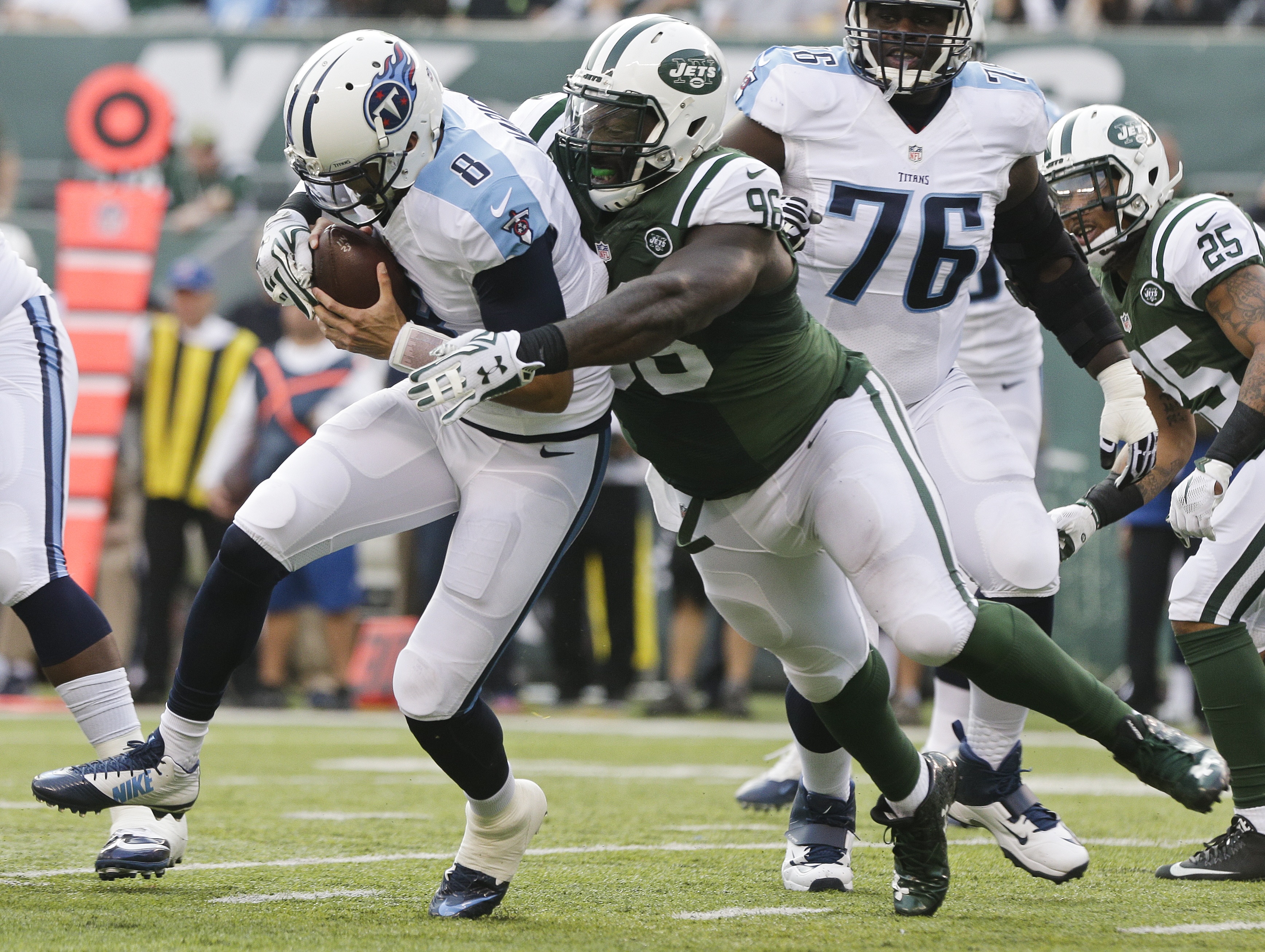 Jets place non-exclusive franchise tag on Mo Wilkerson