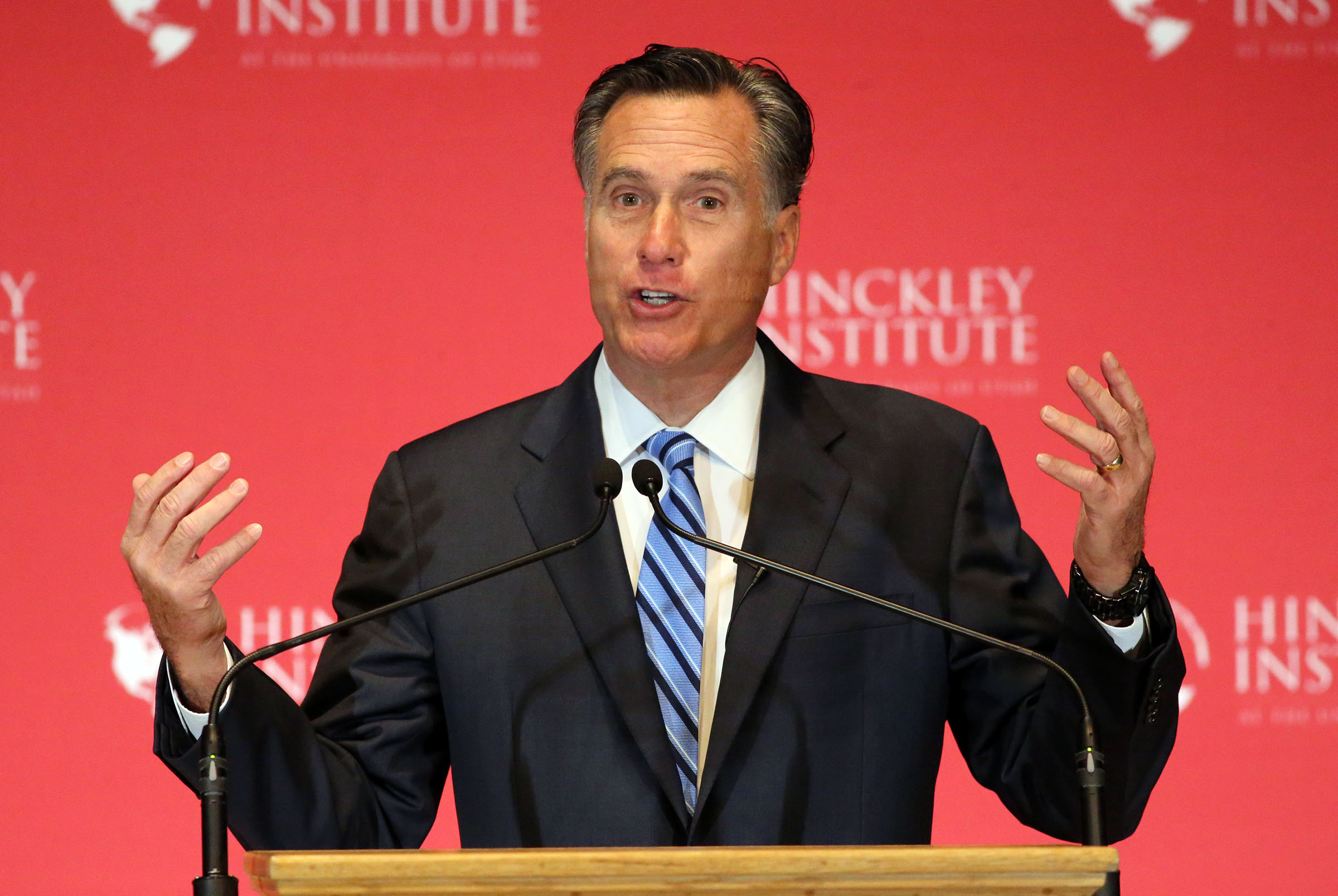 Are Utahns tiring of Mitt Romney challenging Donald Trump?